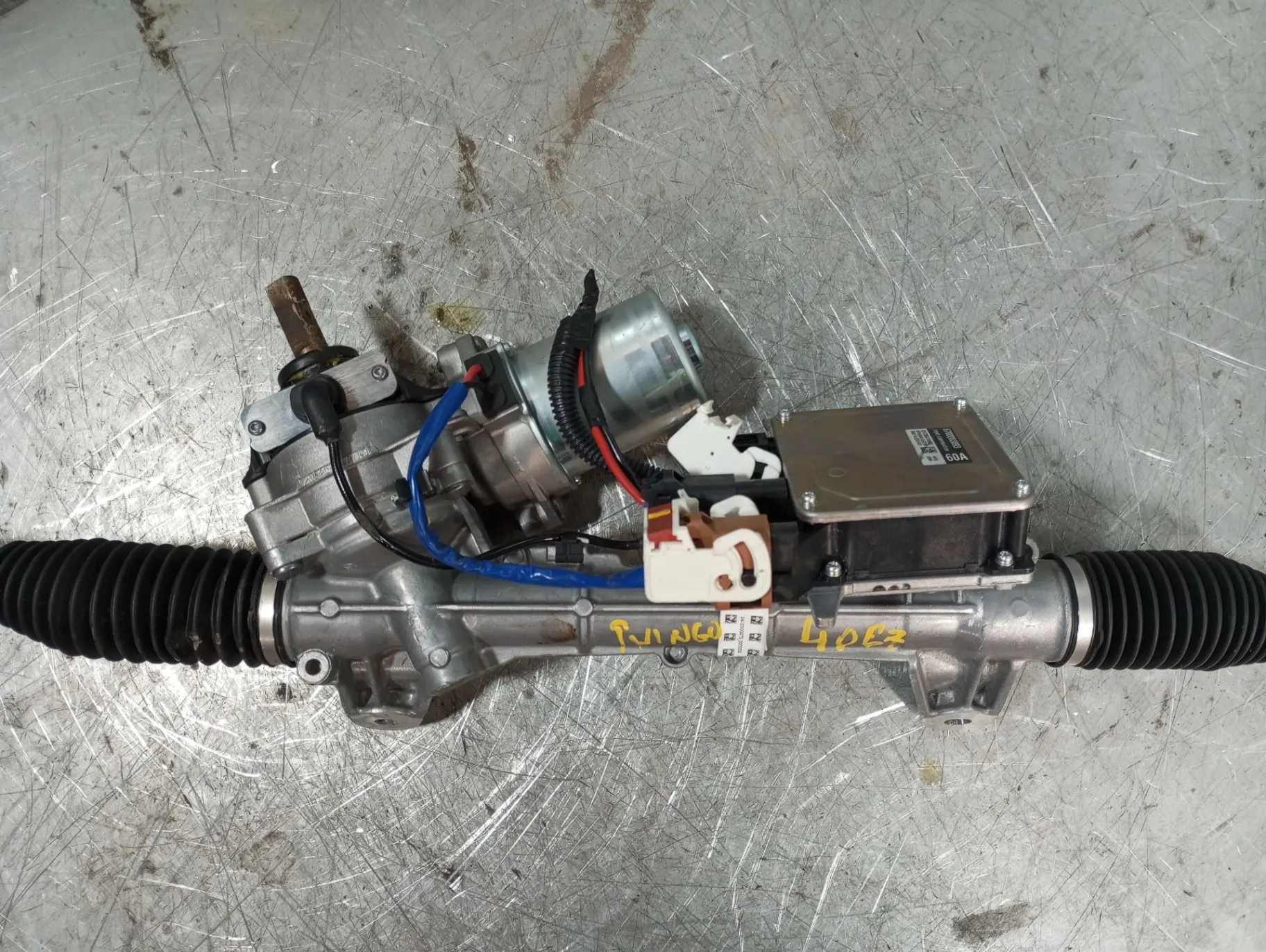 Steering box RENAULT Twingo III (BCM_) Imagem-3
