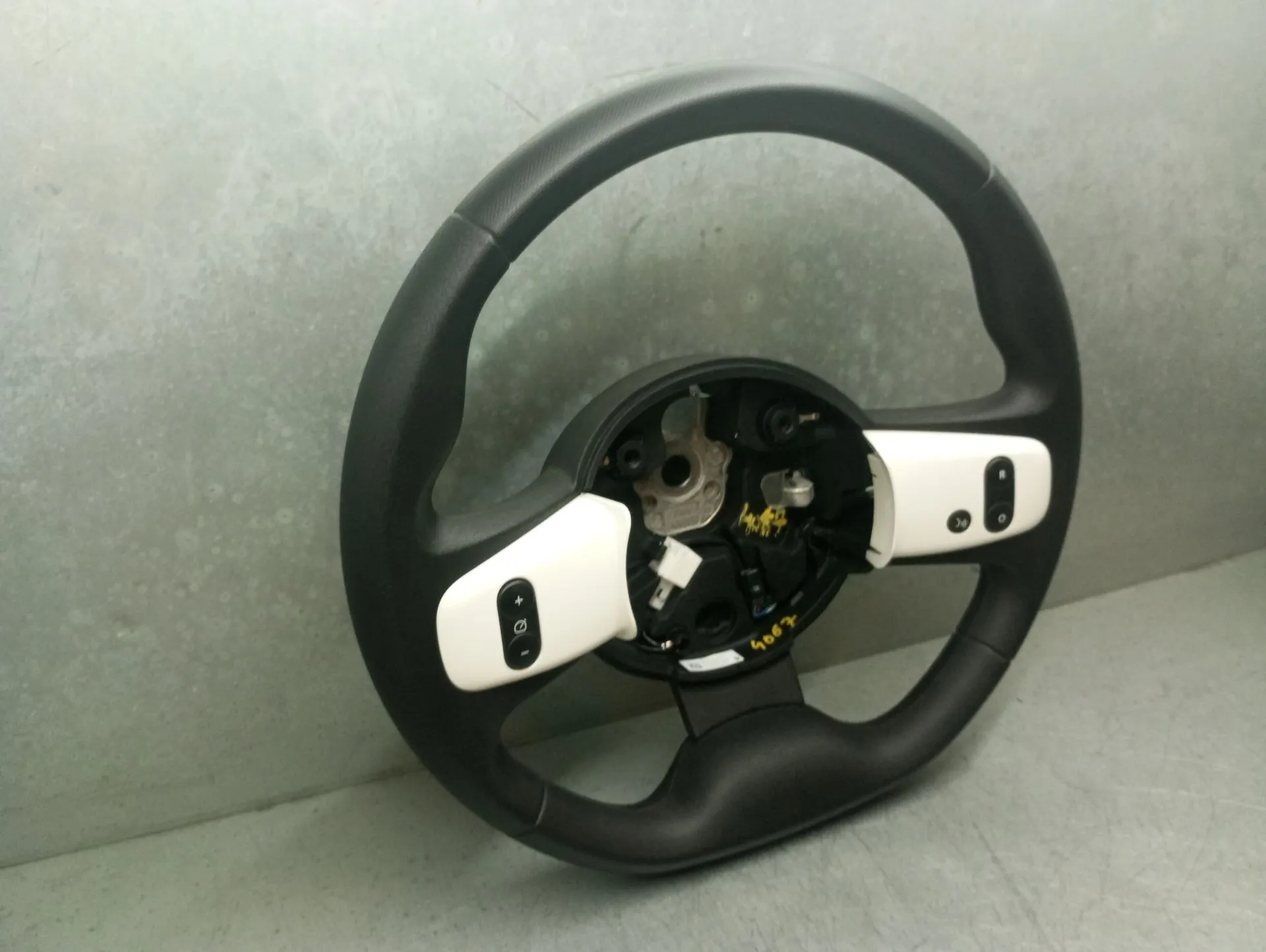 Volante RENAULT Twingo III (BCM_) Imagem-1