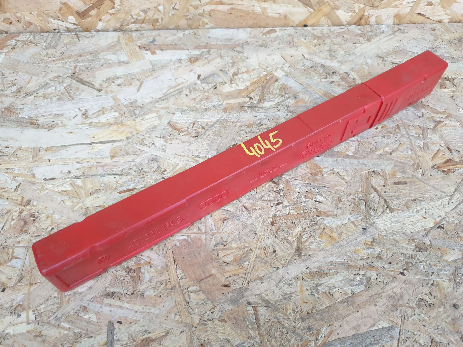 Triangolo di emergenza VOLKSWAGEN Tiguan (AD1, AX1)