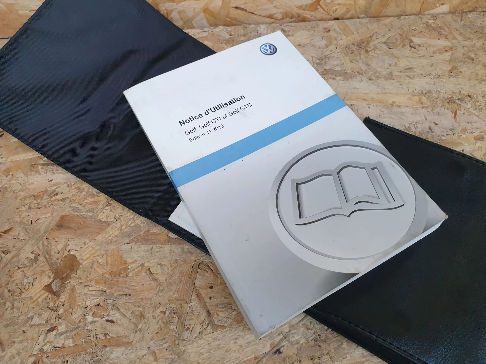 Borsa con manuale dell’utente del veicolo VOLKSWAGEN Golf VII (5G1, BQ1, BE1, BE2) Imagem-1