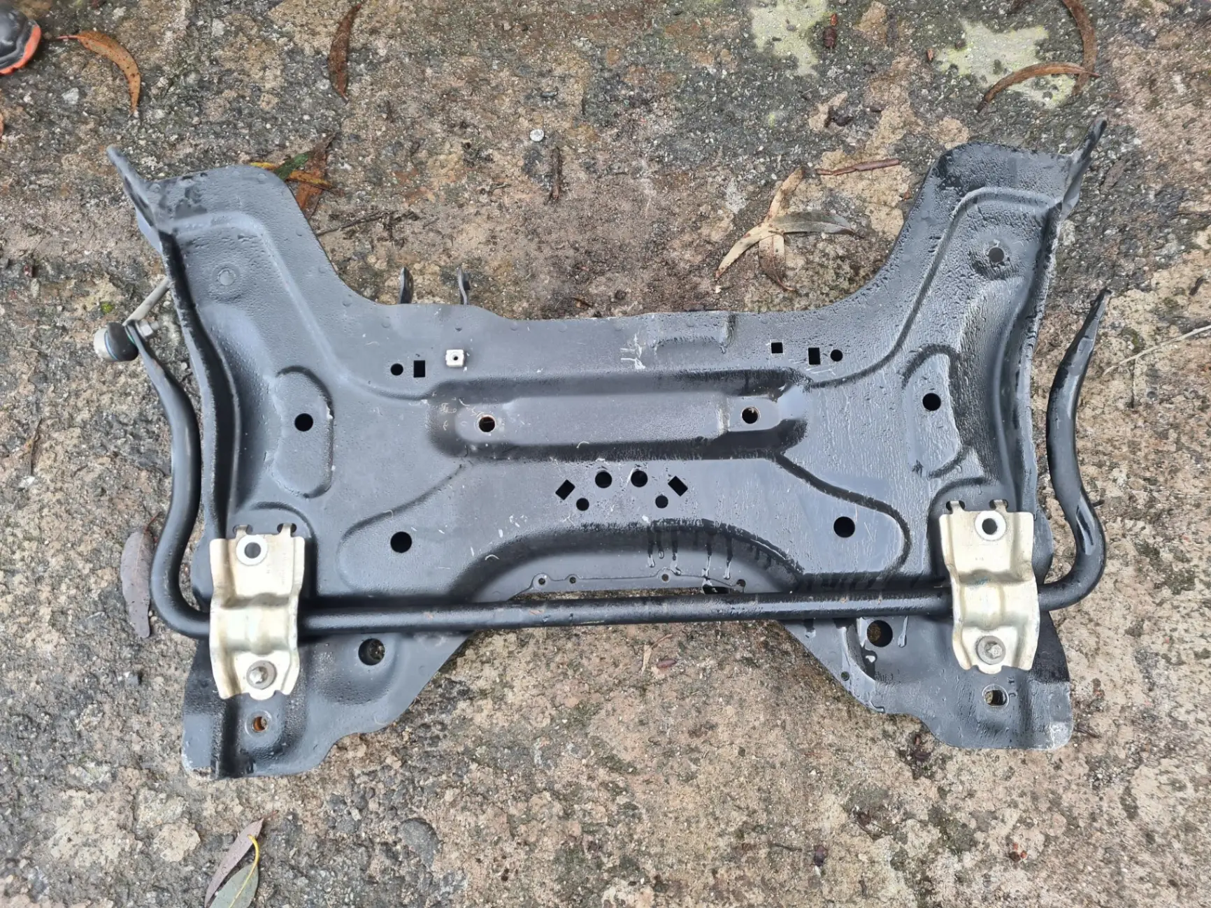 Front subframe PEUGEOT Partner II Imagem-2