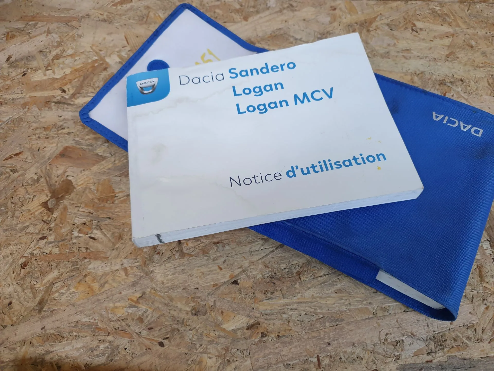 Bag with vehicle owner's manual DACIA Sandero II (5S_) Imagem-1