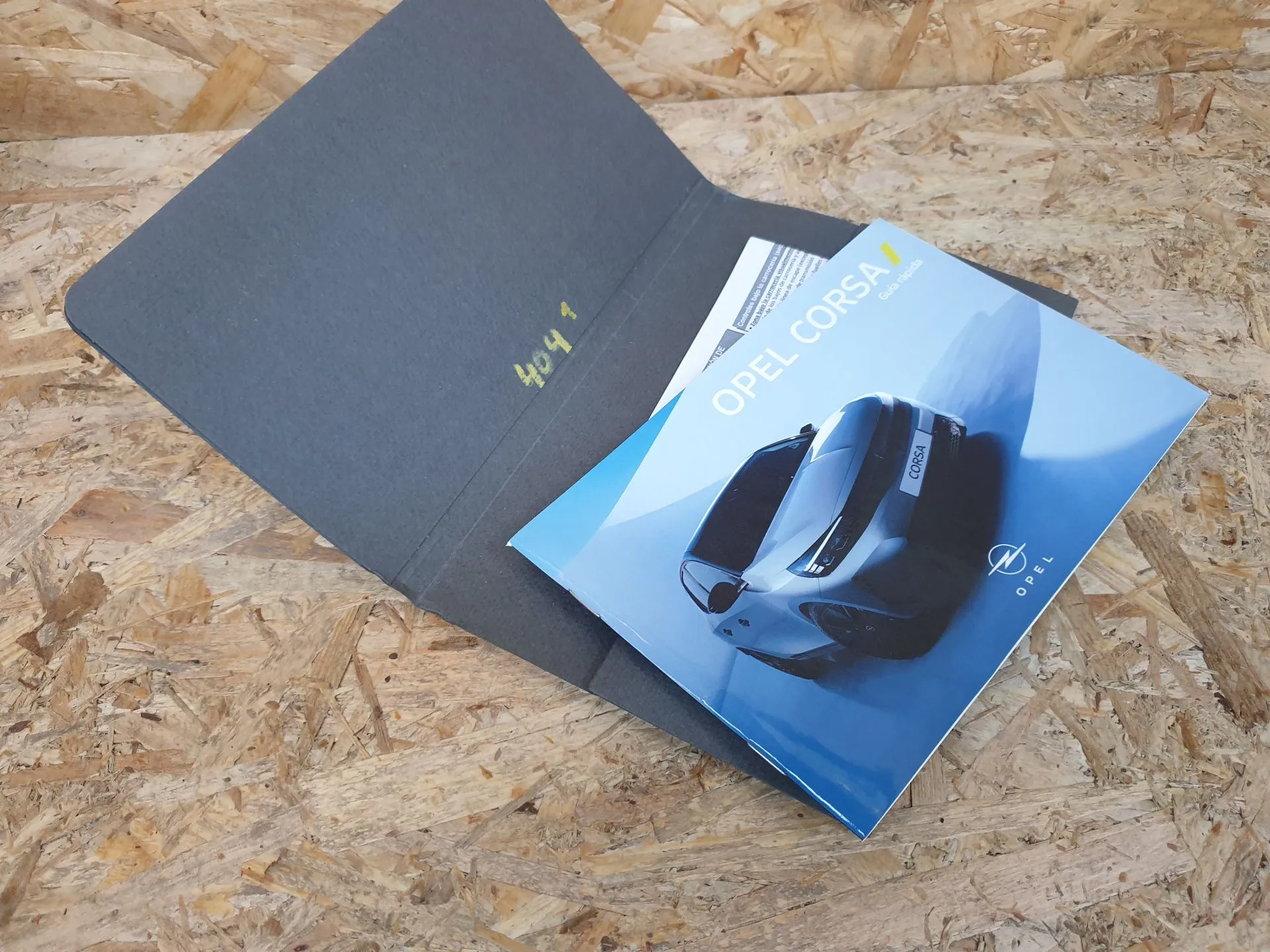 Bolsa com manual de utilizador do veículo OPEL Corsa F Imagem-1