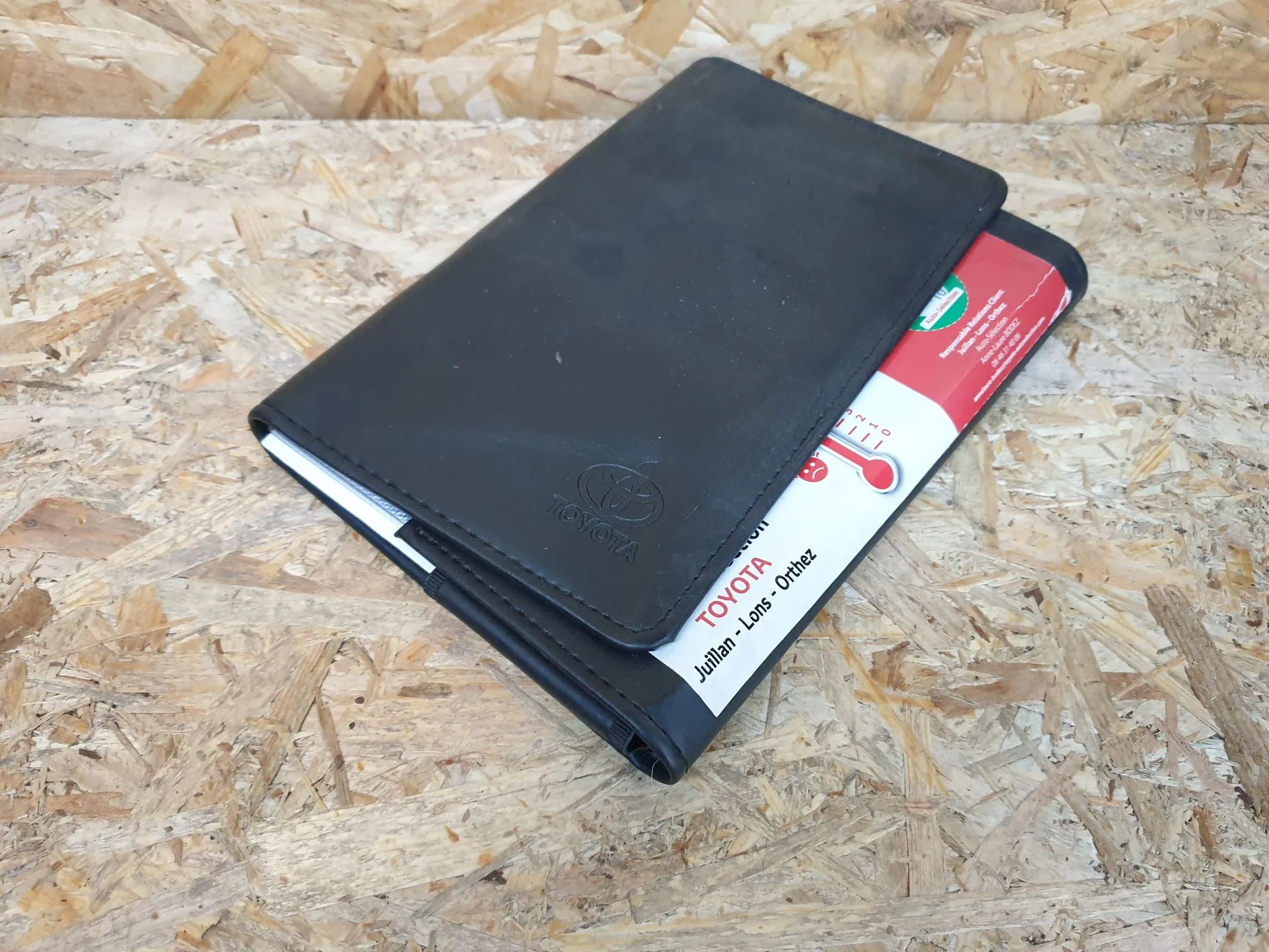 Borsa con manuale dell’utente del veicolo TOYOTA Aygo (_B4_)