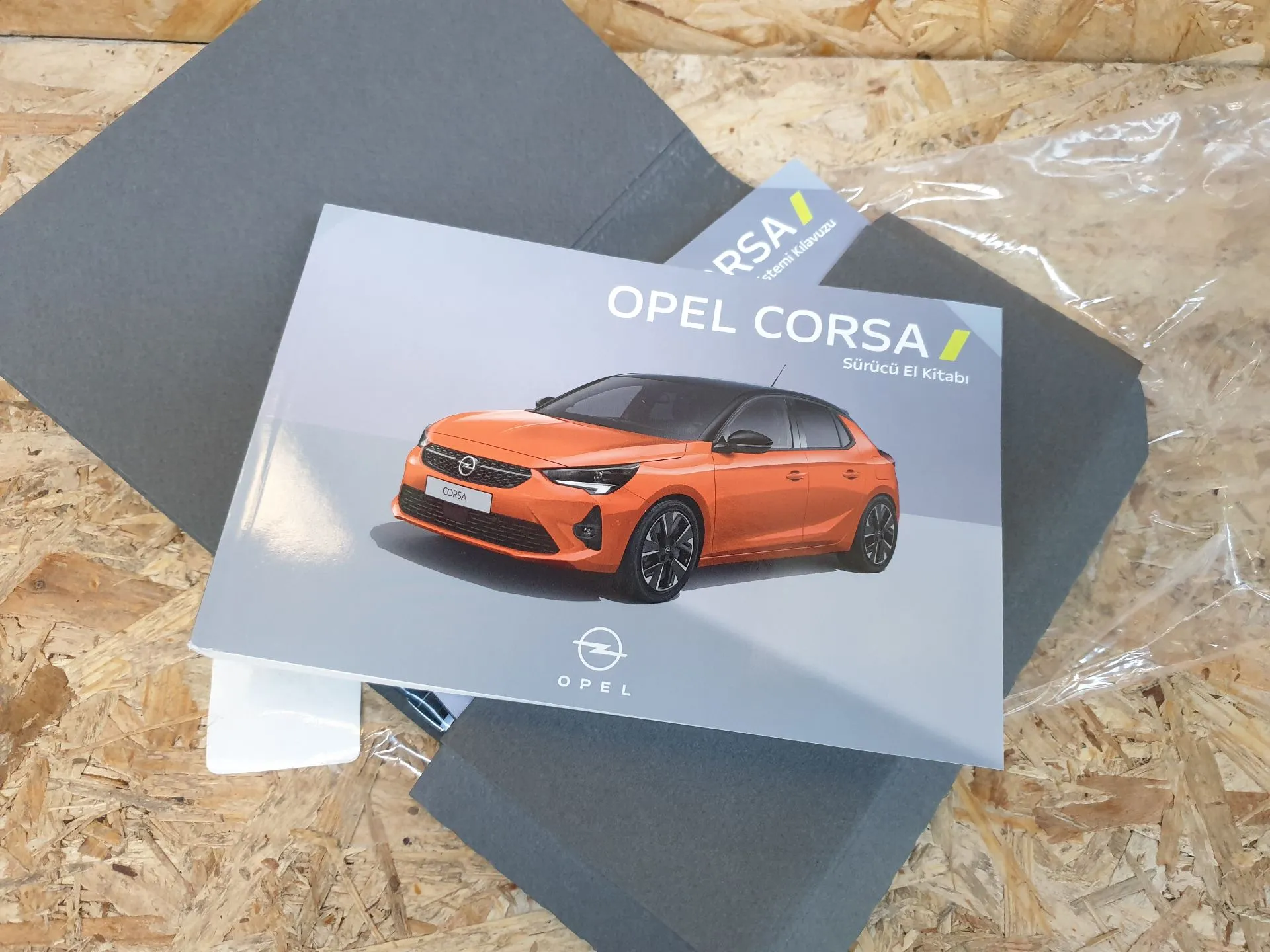 Borsa con manuale dell’utente del veicolo OPEL Corsa F Imagem-2