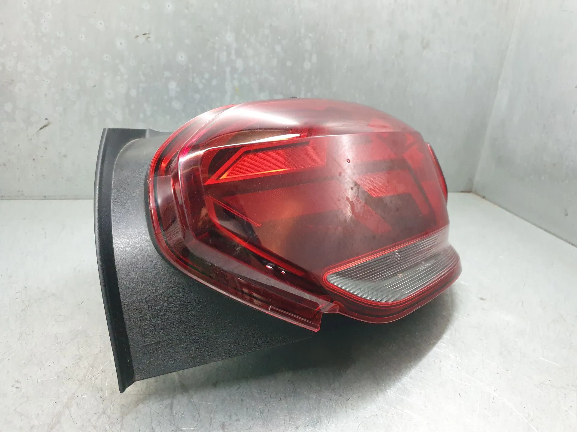 Feu arrière Droite DACIA Sandero III Imagem-1