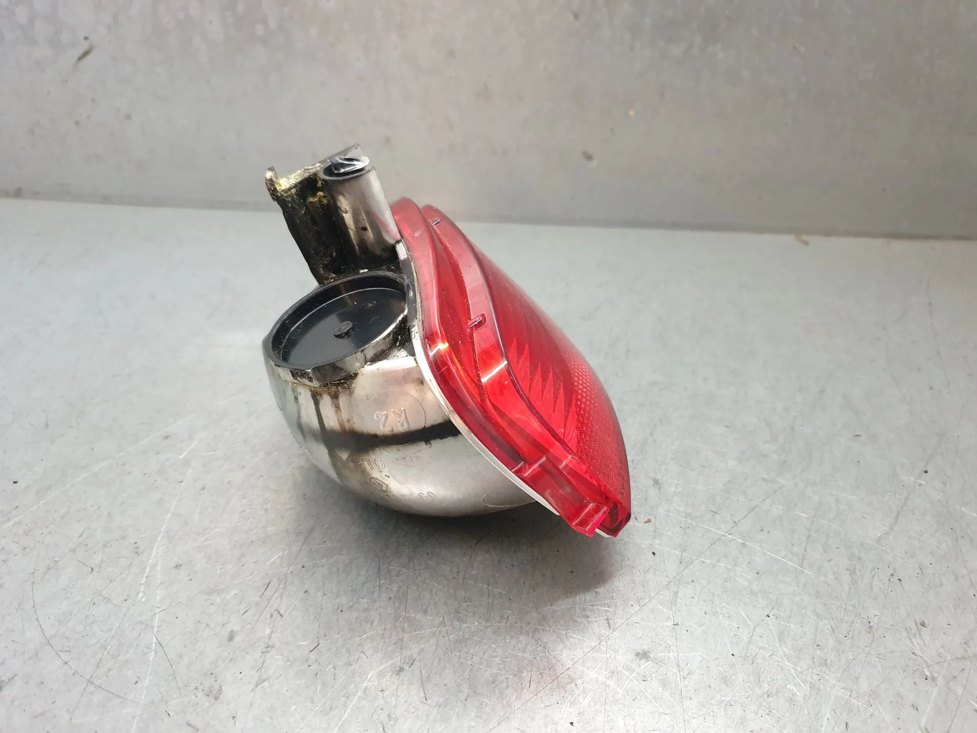 Right rear fog light DACIA Sandero III Imagem-1