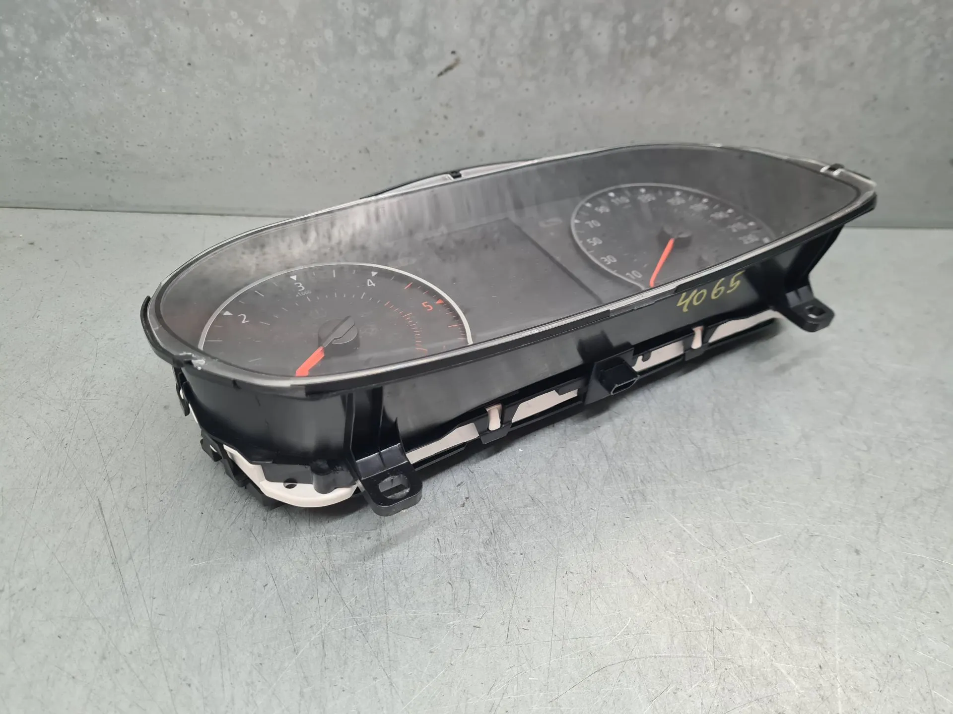 Quadrante / painel de instrumentos RENAULT Megane IV (B9A/M_) Imagem-1