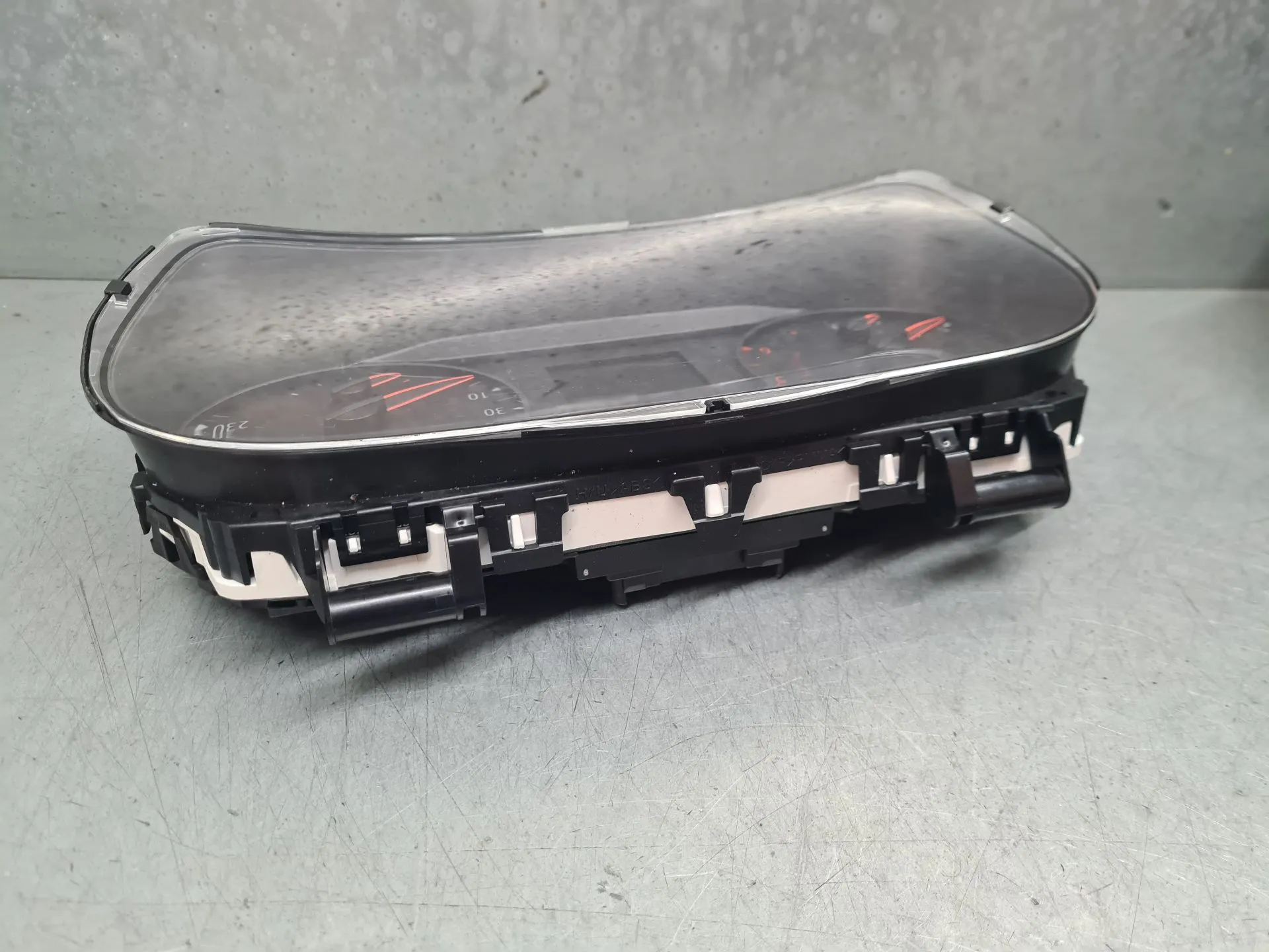 Quadrante / painel de instrumentos RENAULT Megane IV (B9A/M_) Imagem-3