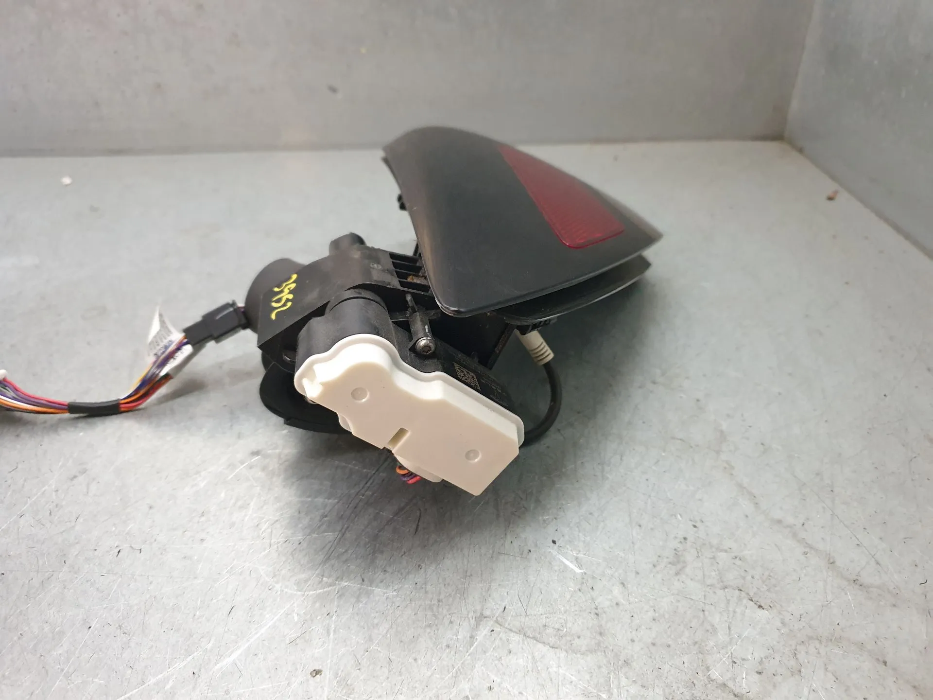 Fuel tank cap TESLA Model Y (5YJY) Imagem-4