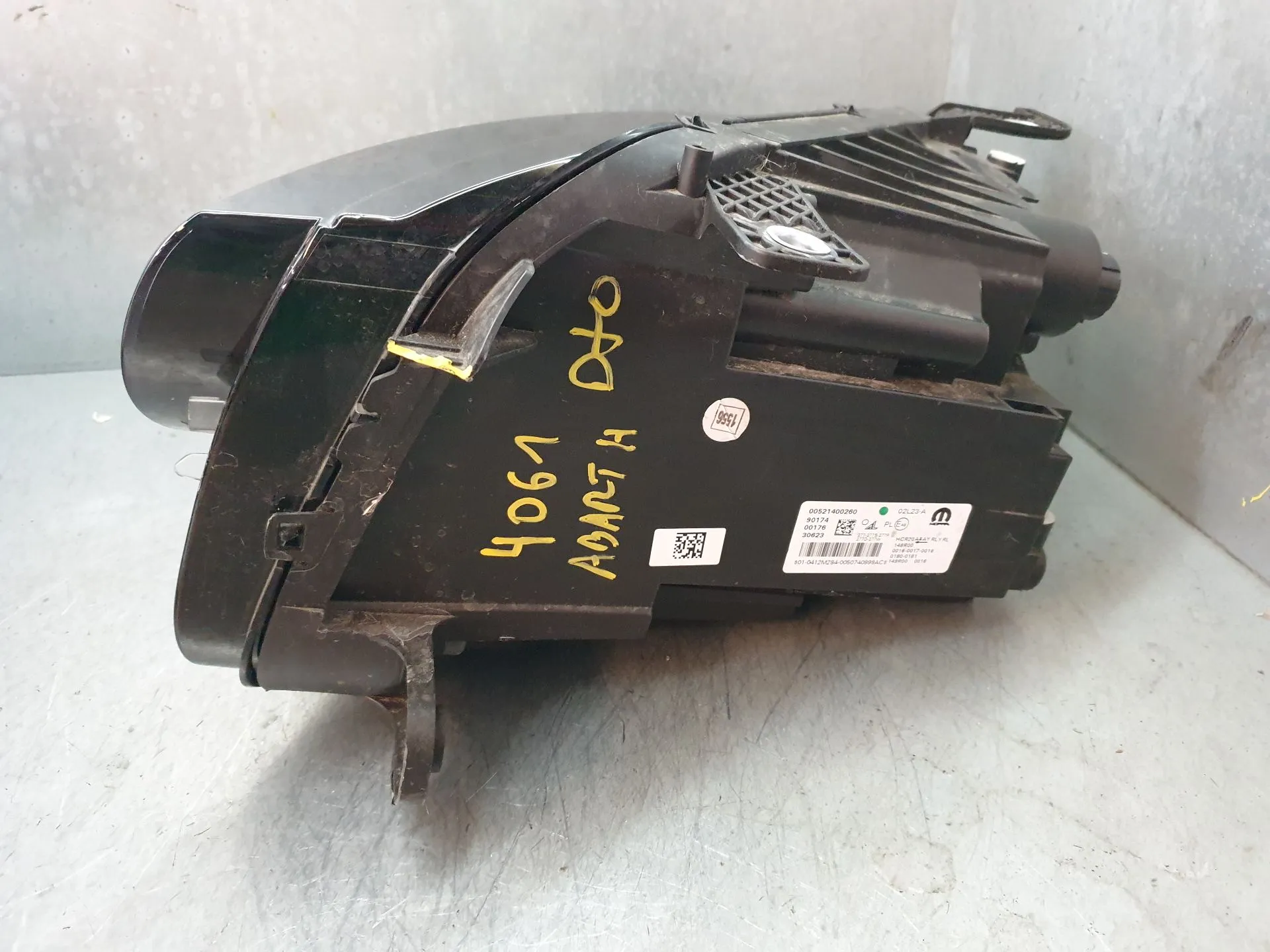Phare avant Droit ABARTH 500E Imagem-3