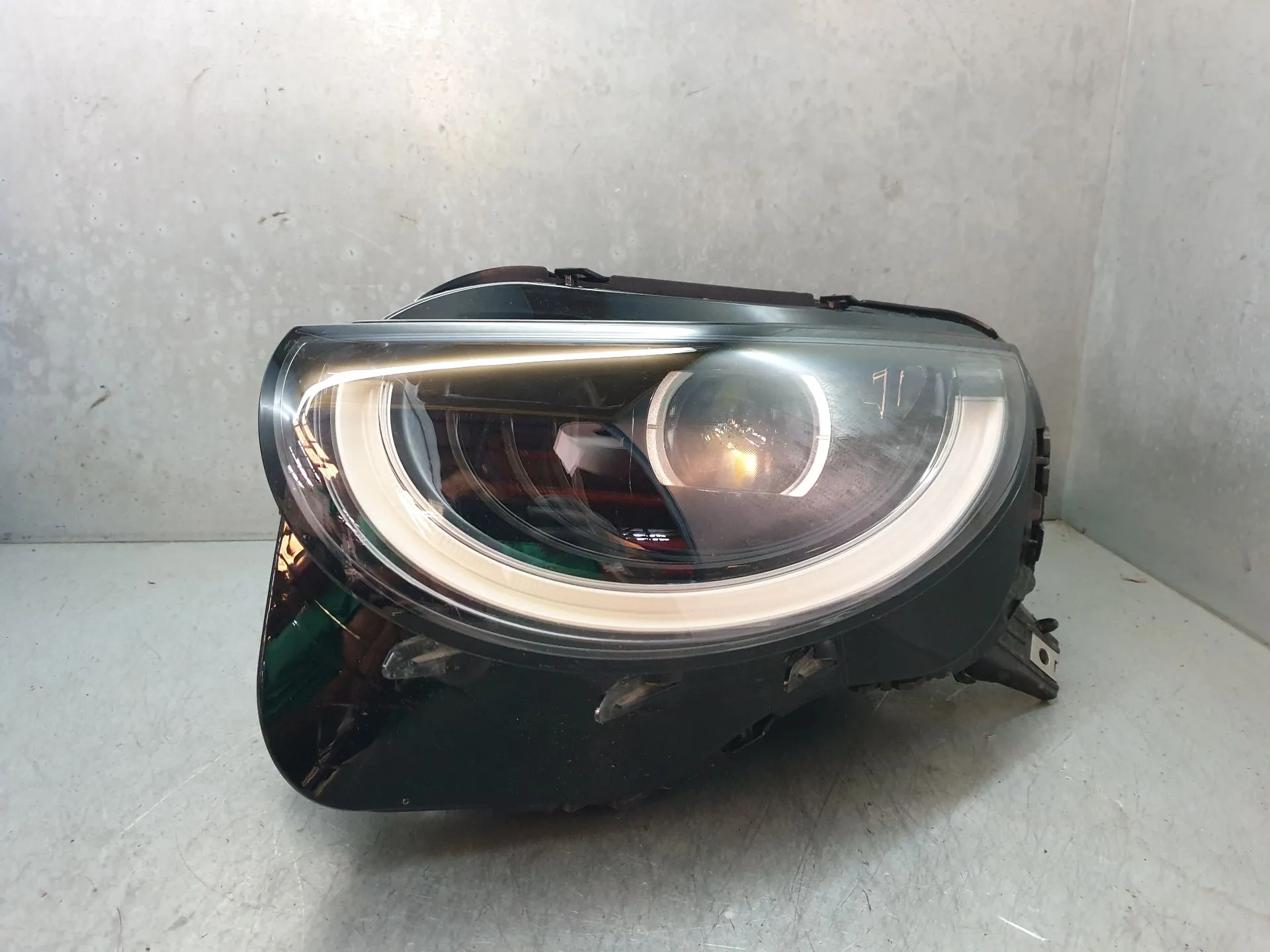 Phare avant gauche ABARTH 500E