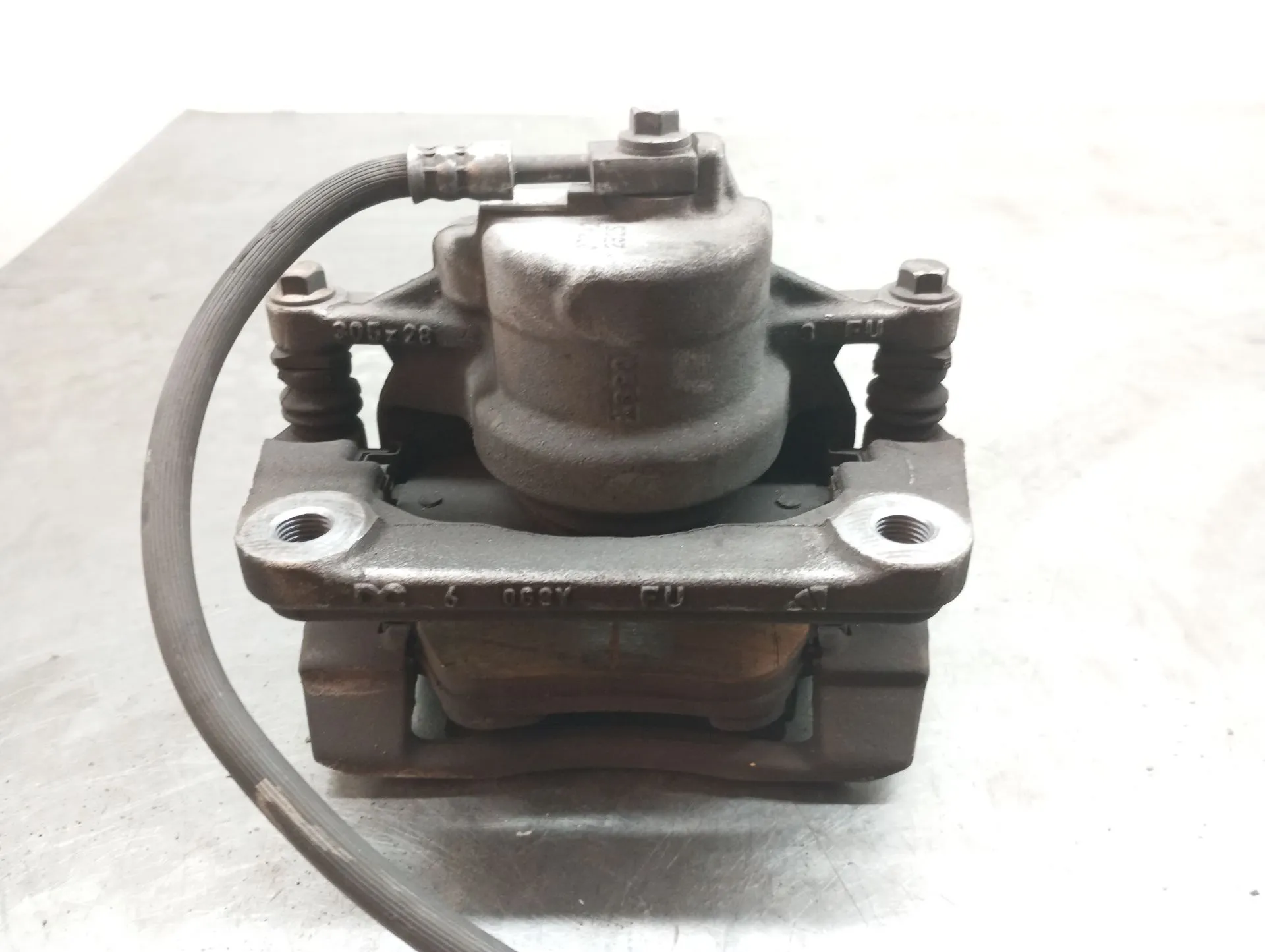 Left front Brake Caliper MERCEDES-BENZ Classe A (W177) Imagem-1