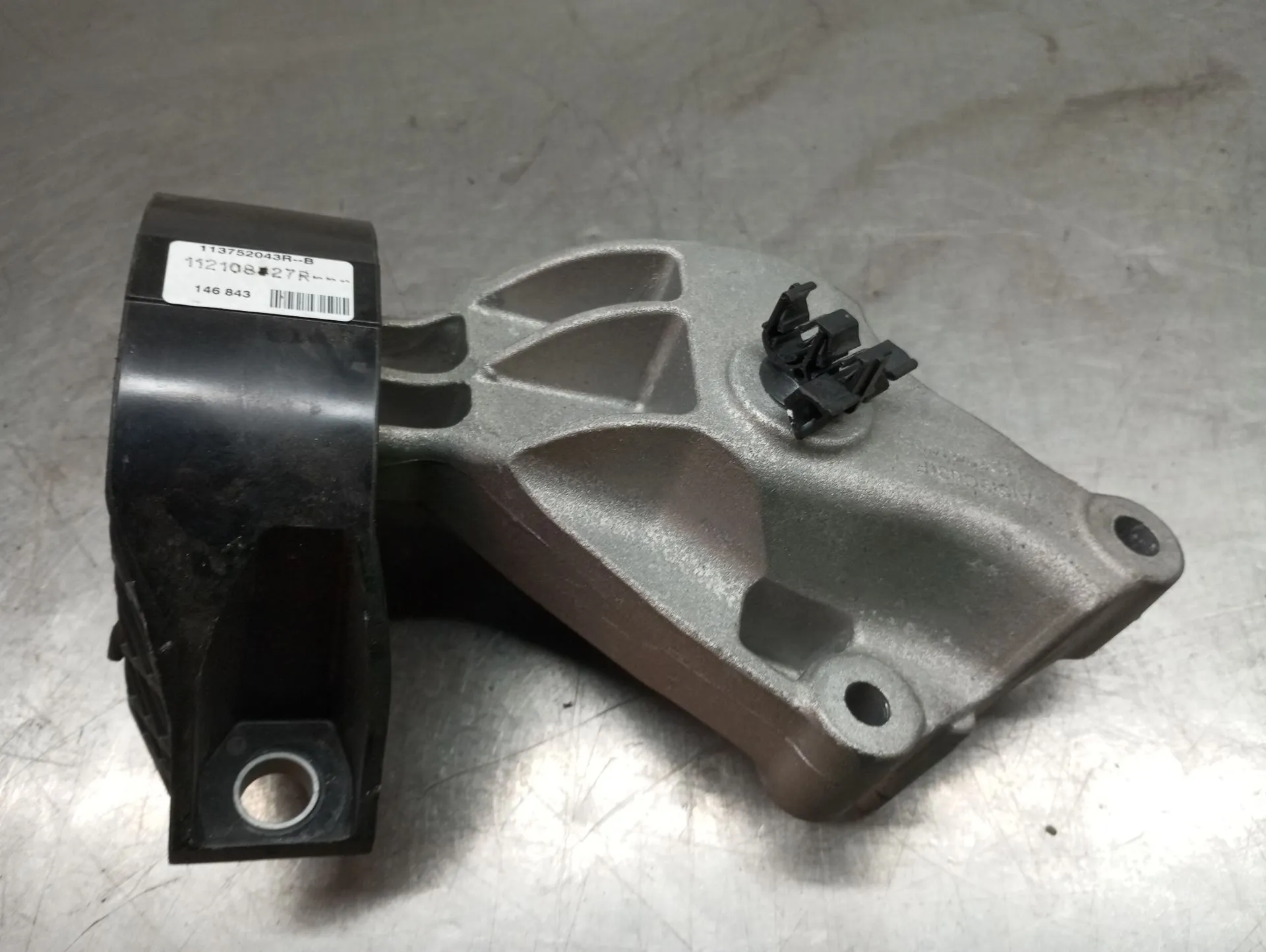 Soporte Del Motor DACIA Jogger