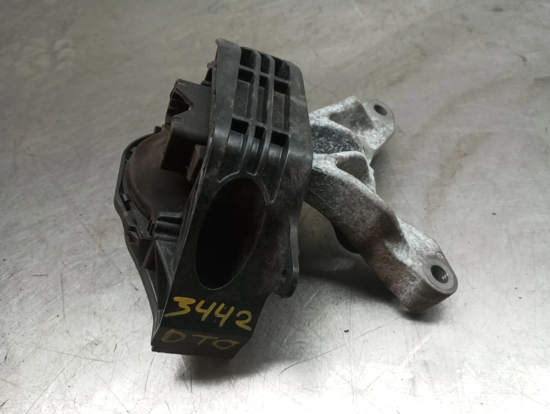 Support Moteur PEUGEOT 208 II