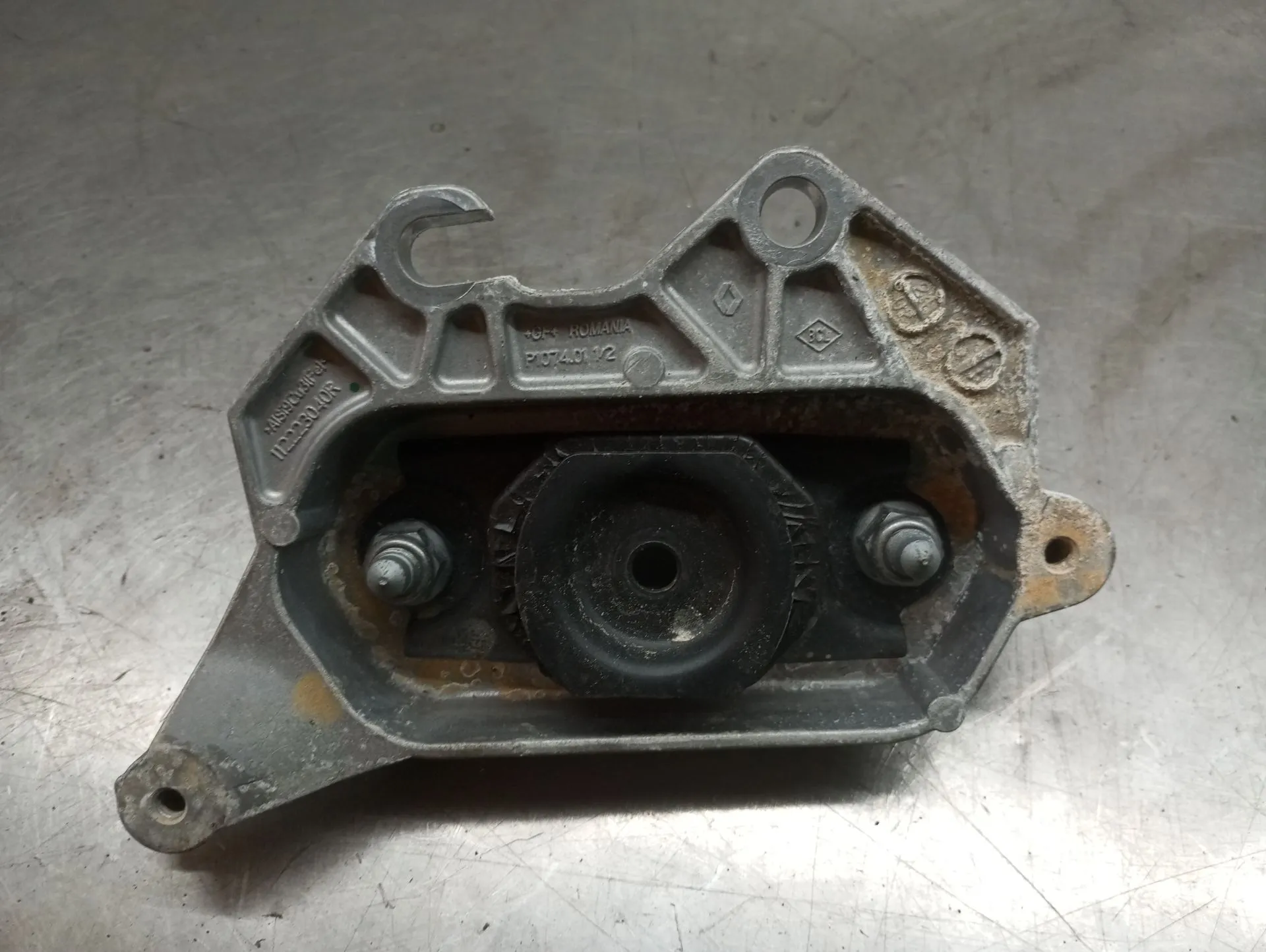 Soporte De La Caja RENAULT Clio V (BF_) Imagem-1