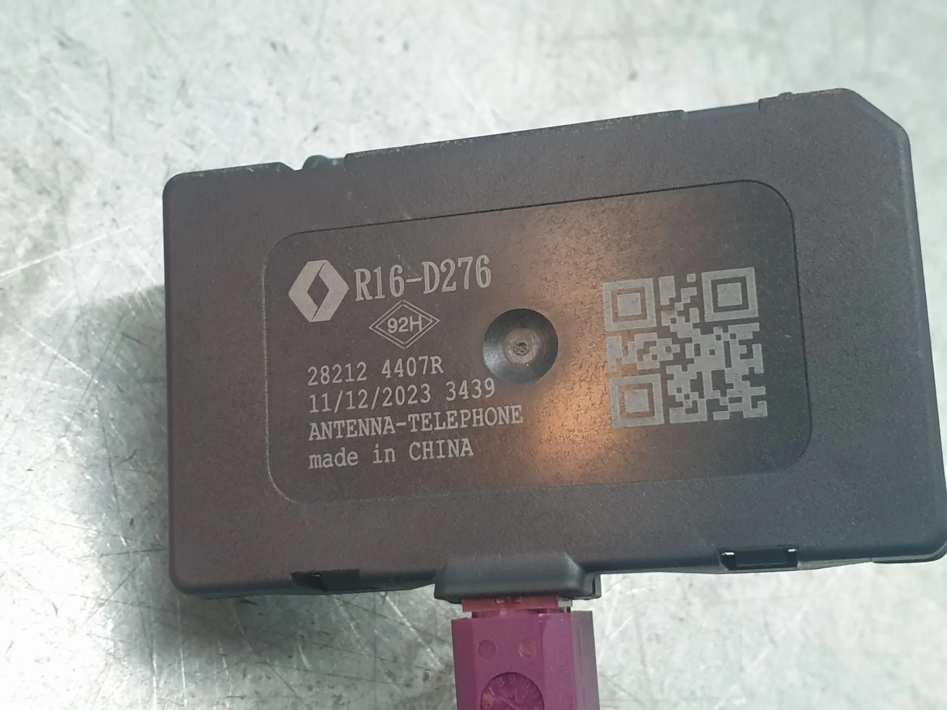 Amplificatore Antenna DACIA Sandero III Imagem-2