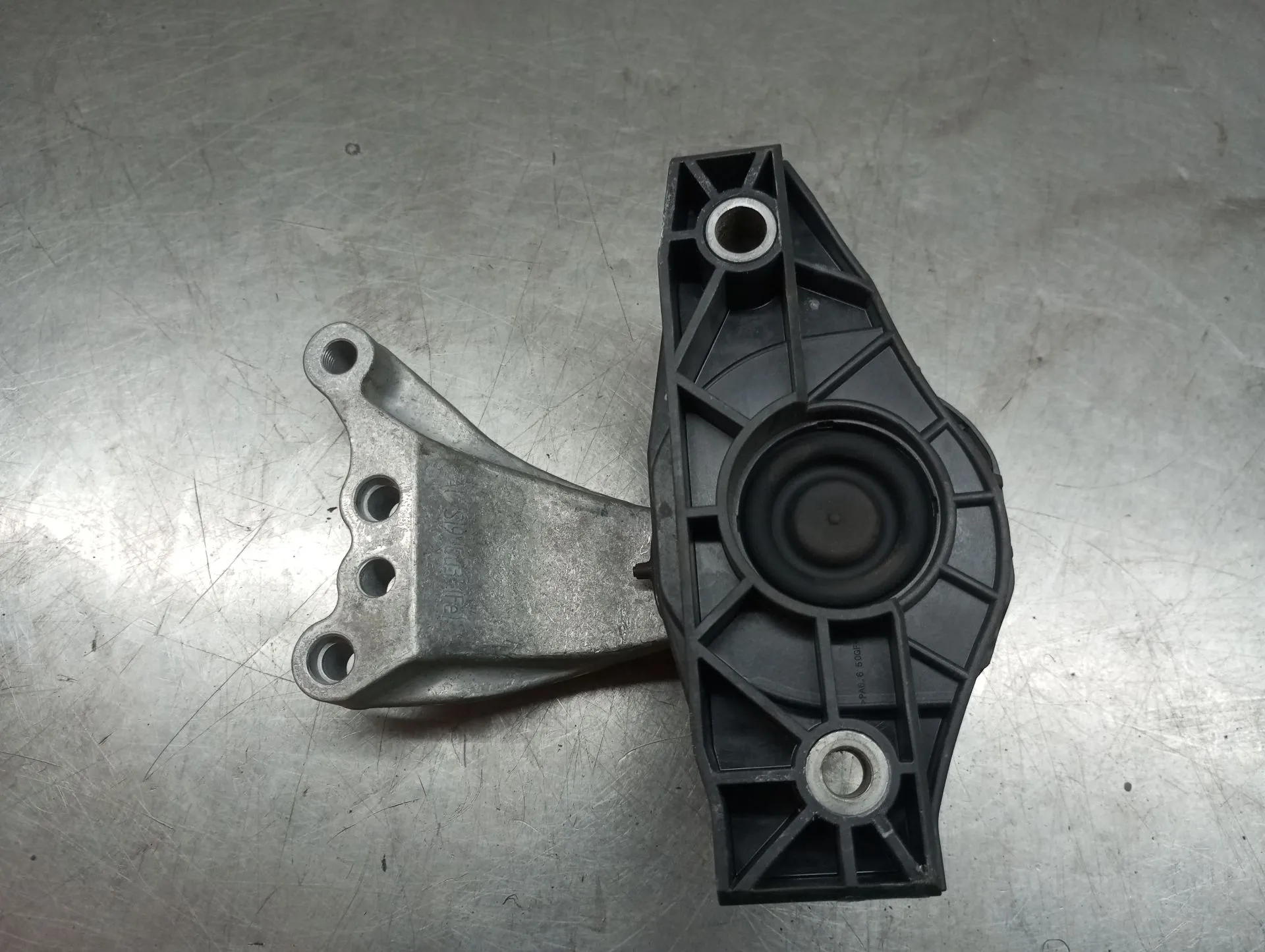 Support Moteur PEUGEOT 208 II
