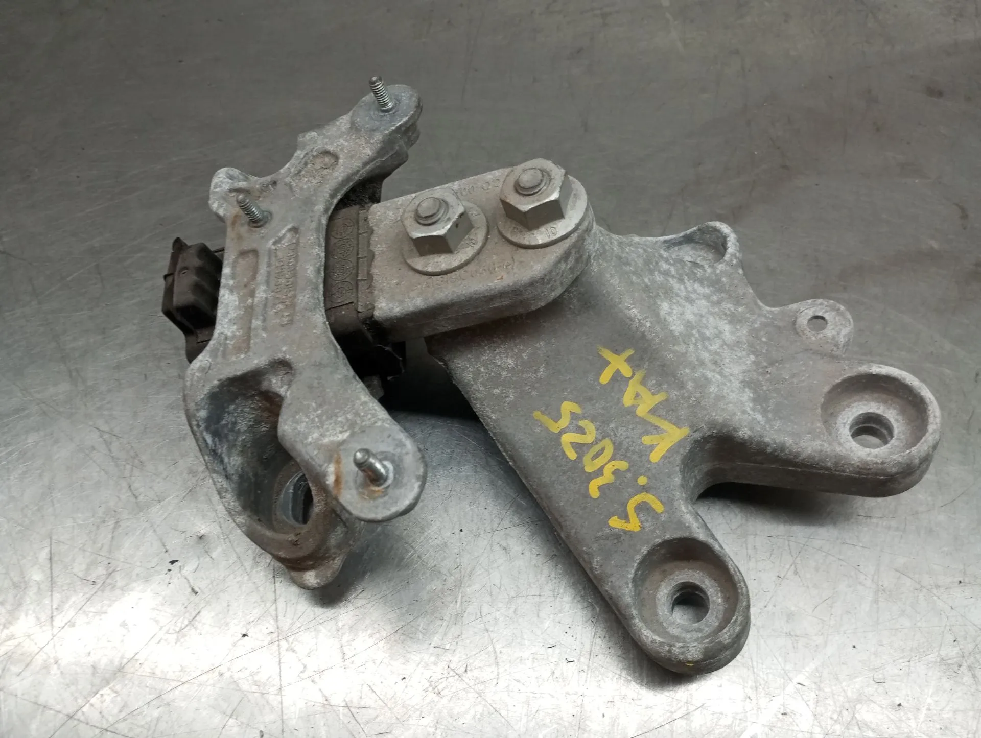 Engine Mount FORD Ka+