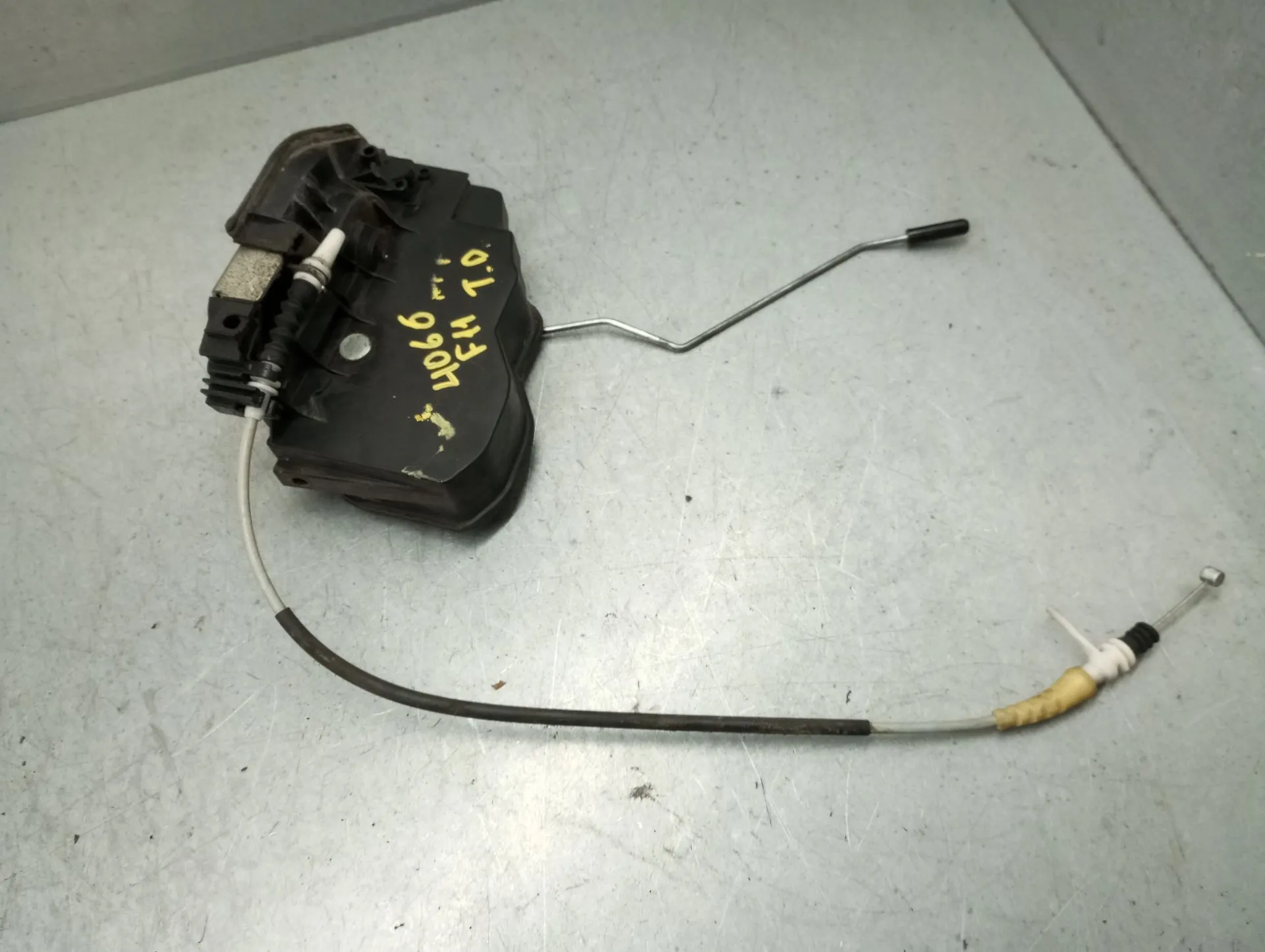 Fechadura / fecho porta trás direito BMW 5 Touring (F11)