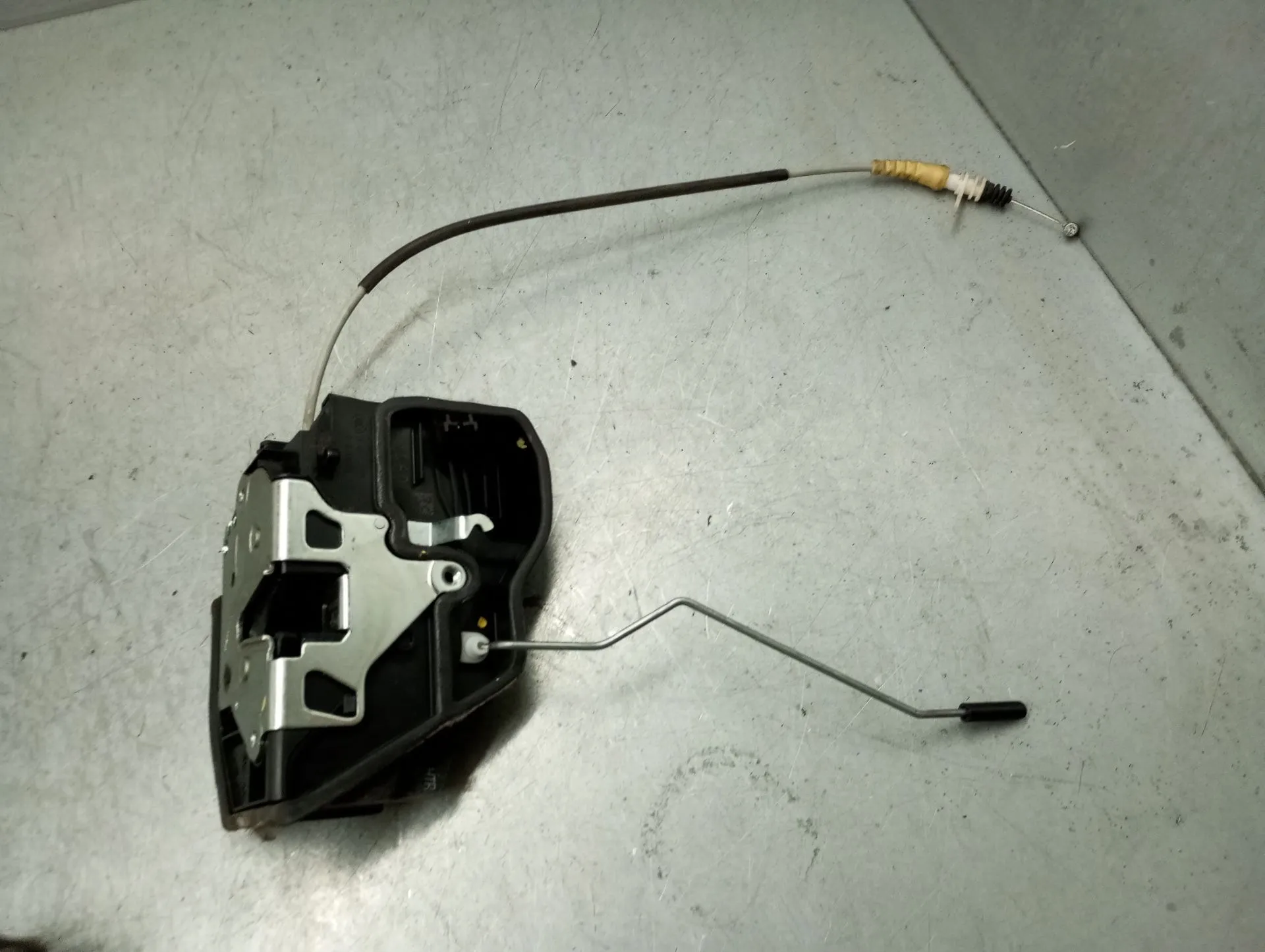 Fechadura / fecho porta trás direito BMW 5 Touring (F11) Imagem-1