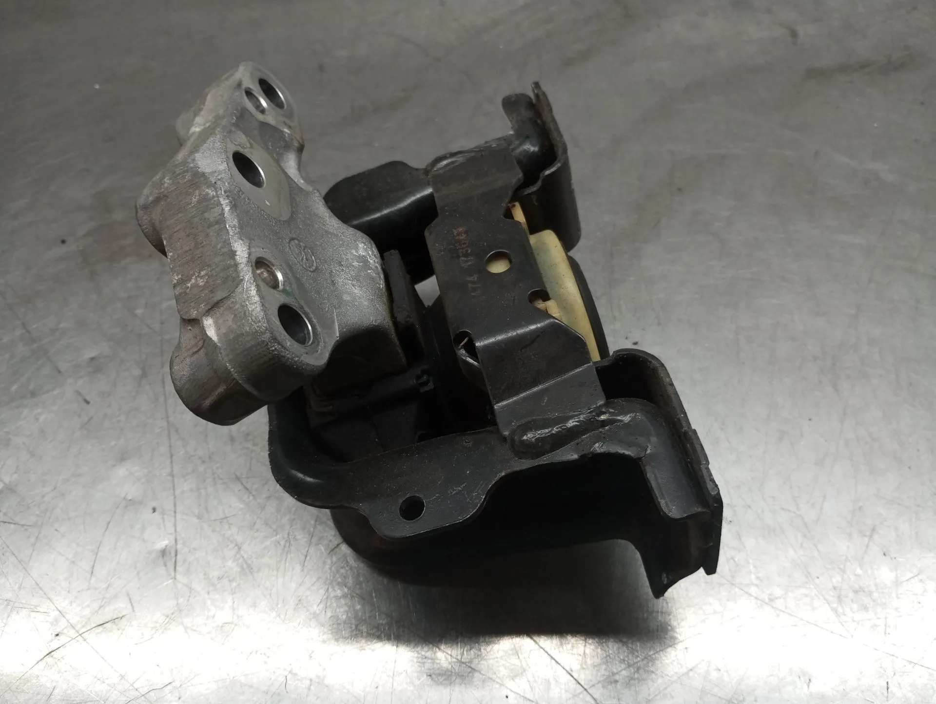 Support Moteur CITROËN DS3 Imagem-1
