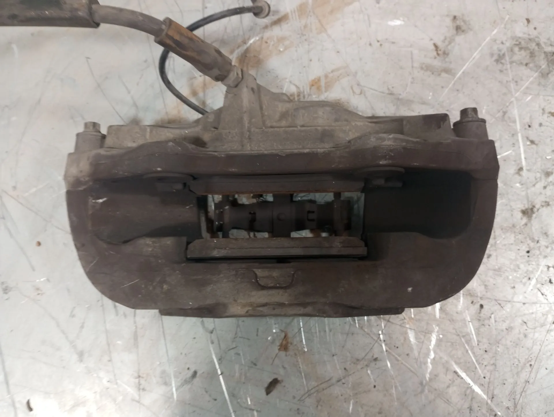 Left front Brake Caliper MERCEDES-BENZ Classe C Coupé (C205) Imagem-1