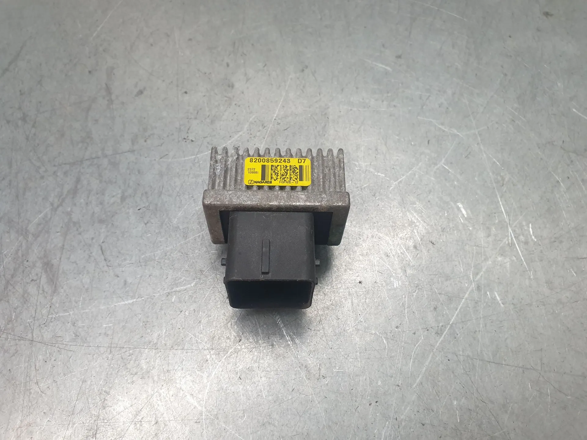 Glow plug Relay RENAULT Clio III (BR0/1, CR0/1)