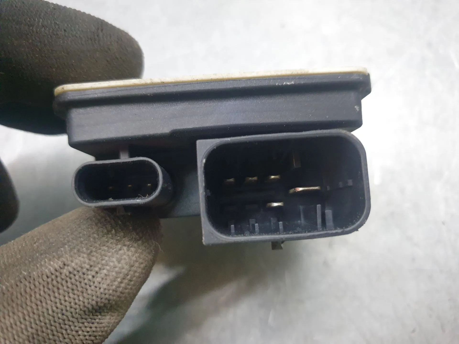 Centralina preriscaldamento candelette  BMW 1 (F21) Imagem-2
