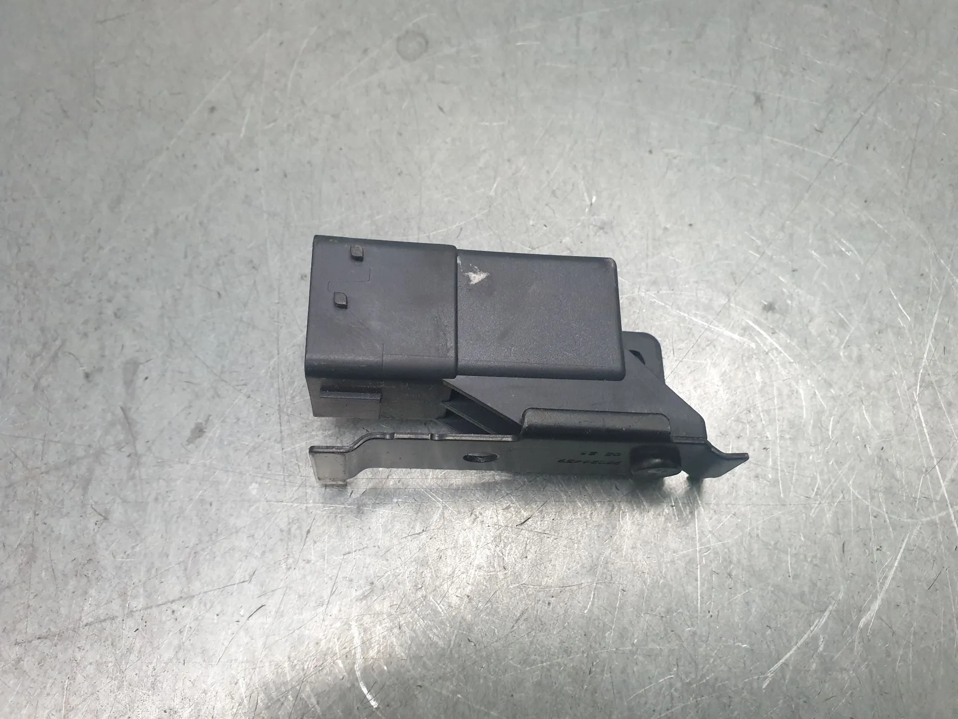 Caja Precalentamiento  CITROËN Berlingo Van (K9) Imagem-2