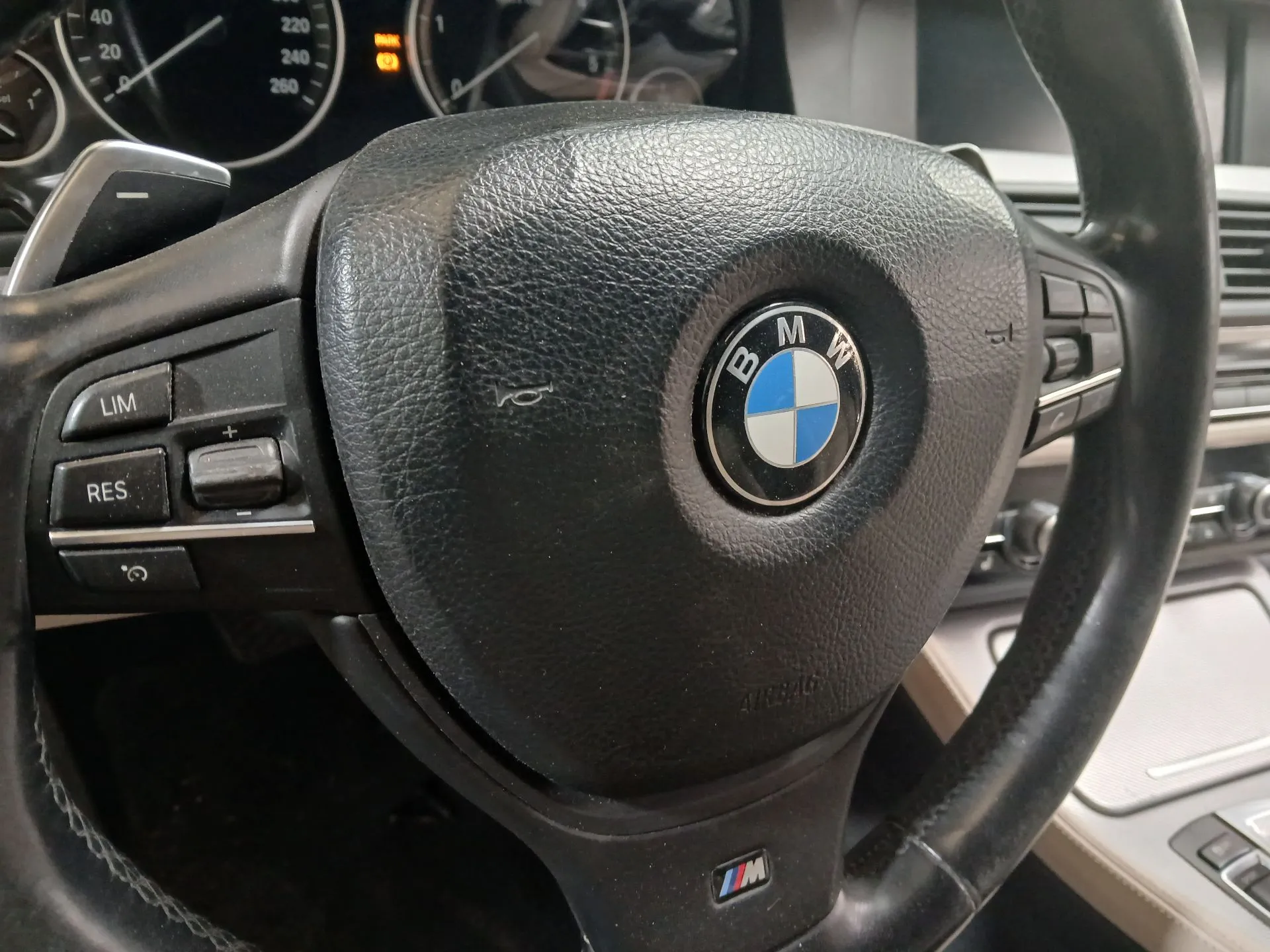 Frente Completa BMW 5 Touring (F11) Imagem-2