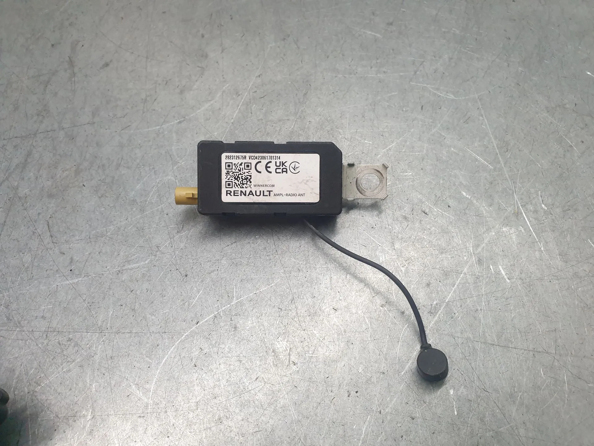 Amplificatore Antenna RENAULT Captur II Imagem-1