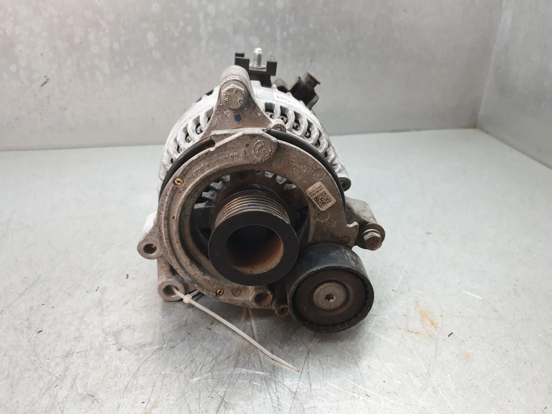 Alternador BMW X2 (F39)