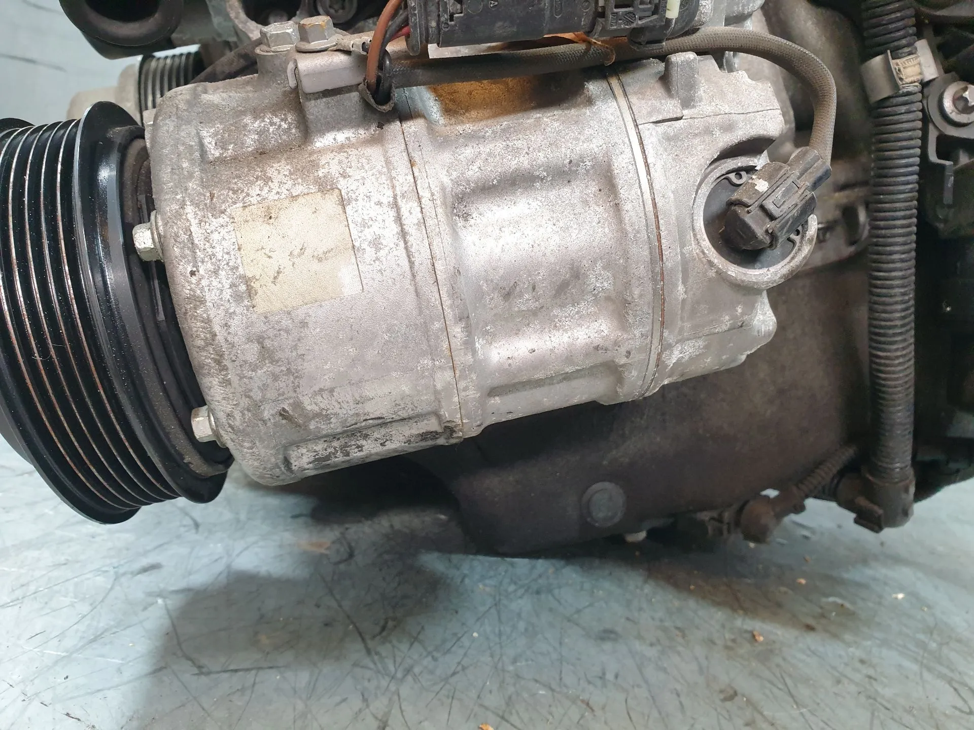 AC compressor BMW X2 (F39)