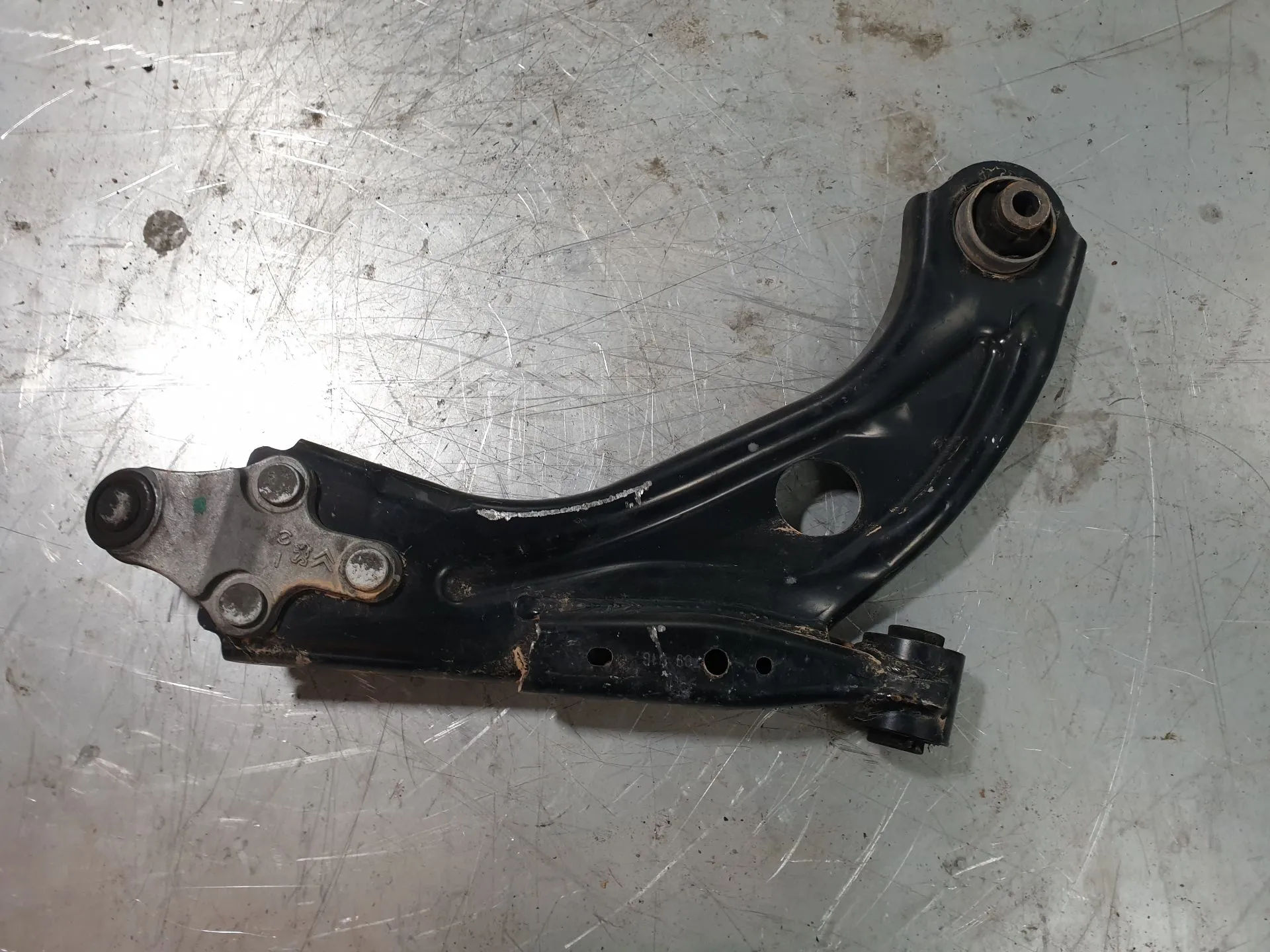 Braccio di sospensione anteriore sinistro CITROËN C5 Aircross Imagem-1