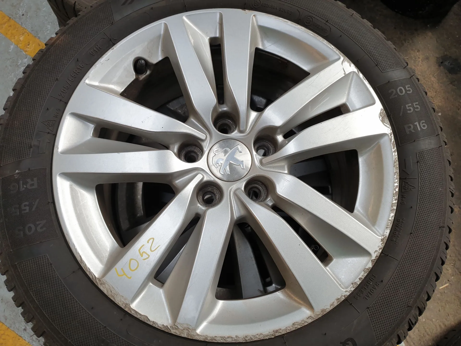 Conjunto Jantes Especiais PEUGEOT 308 II Imagem-3