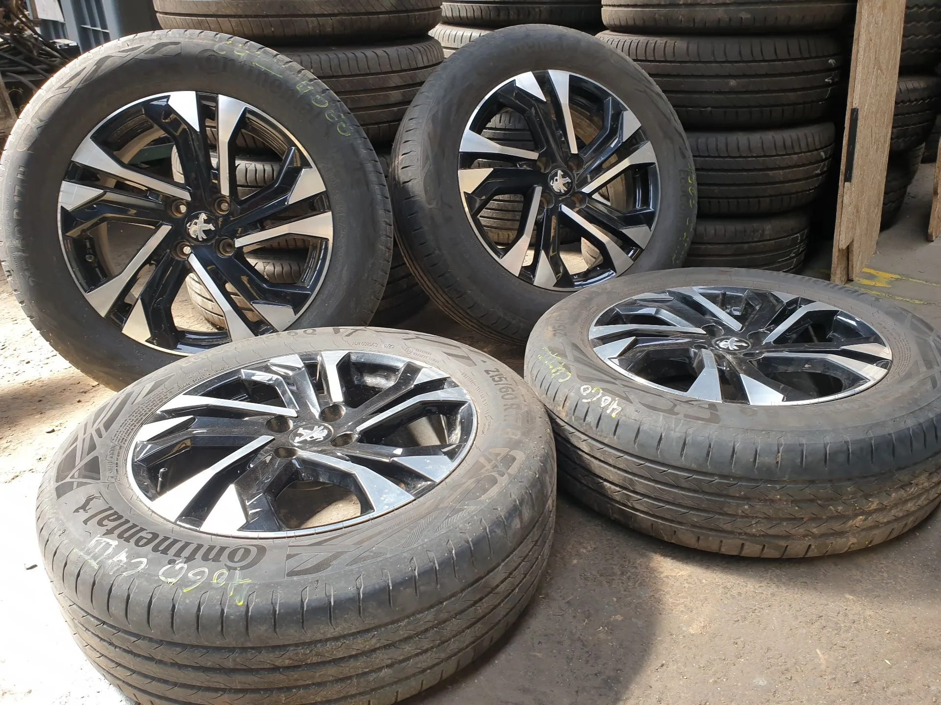 Conjunto Jantes Especiais PEUGEOT 2008 II (U_) Imagem-0