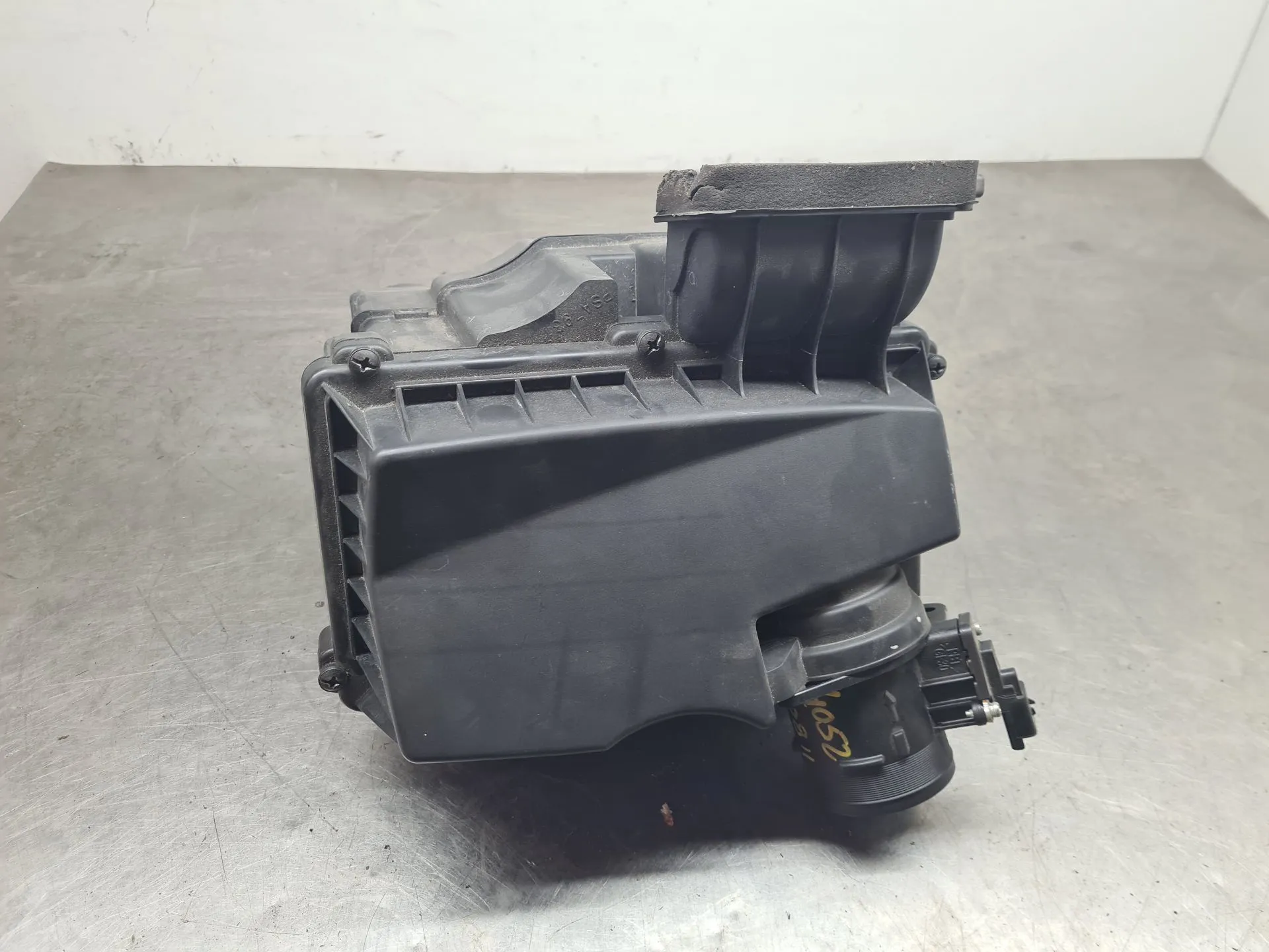 Boîtier filtre à air PEUGEOT 308 II