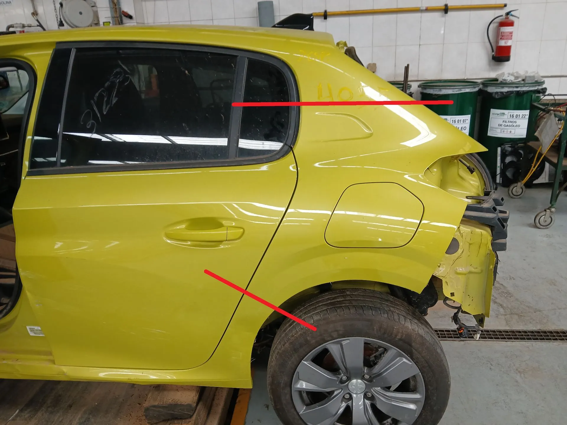 Left rear quarter panel PEUGEOT 208 II