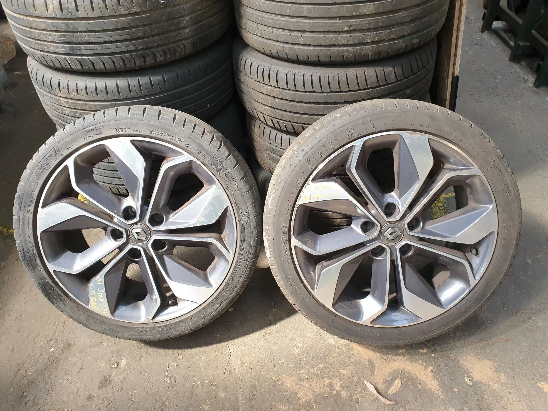 Conjunto Jantes Especiais RENAULT Megane IV (B9A/M_) Imagem-1