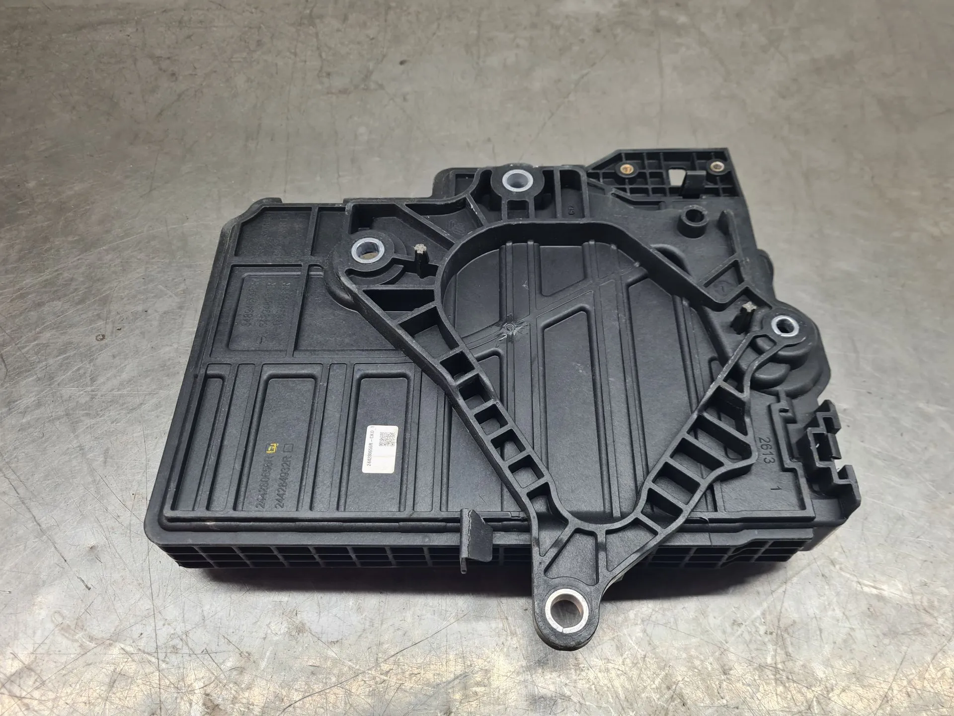 Battery box DACIA Sandero III Imagem-1