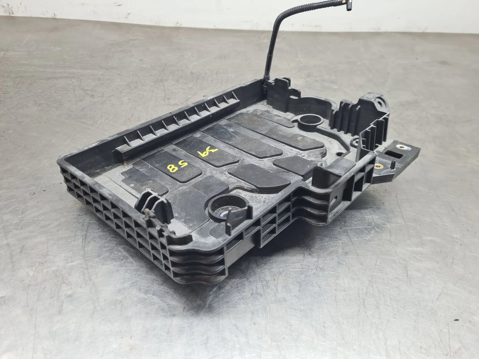 Battery box DACIA Sandero III Imagem-2