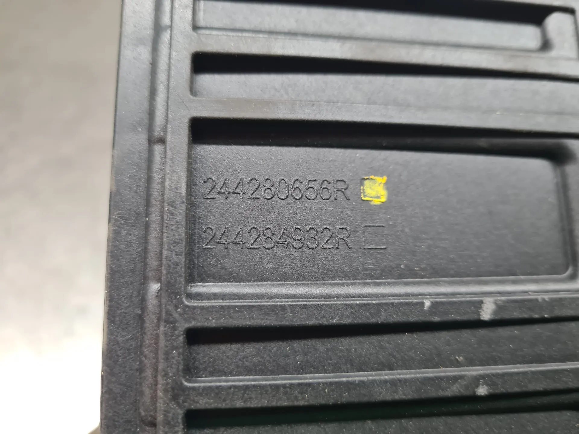 Boîtier de batterie DACIA Sandero III Imagem-4