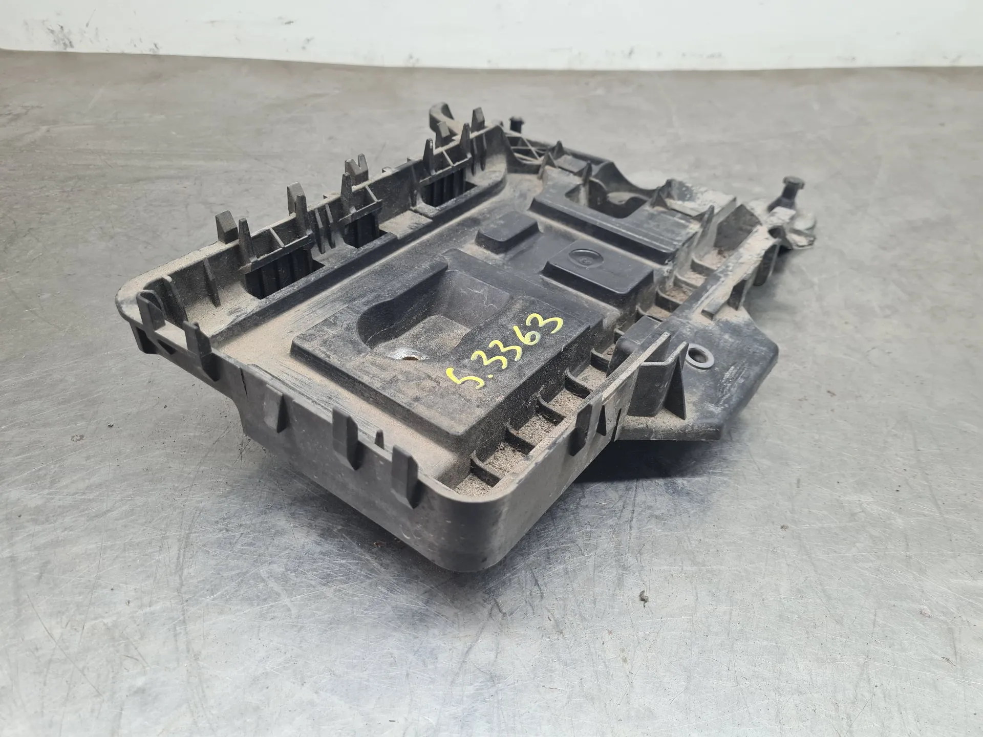 Boîtier de batterie VOLKSWAGEN Caddy III (2K, 2C) Imagem-2