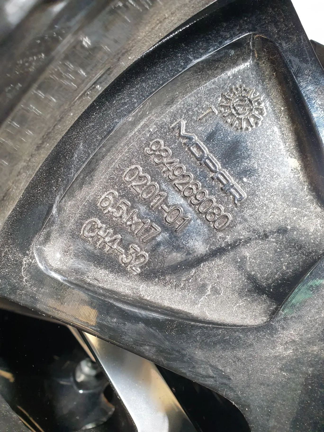 Right rear Rim PEUGEOT 2008 II (U_) Imagem-1