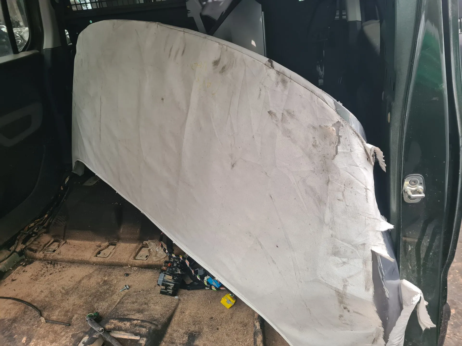 Capó PEUGEOT Rifter