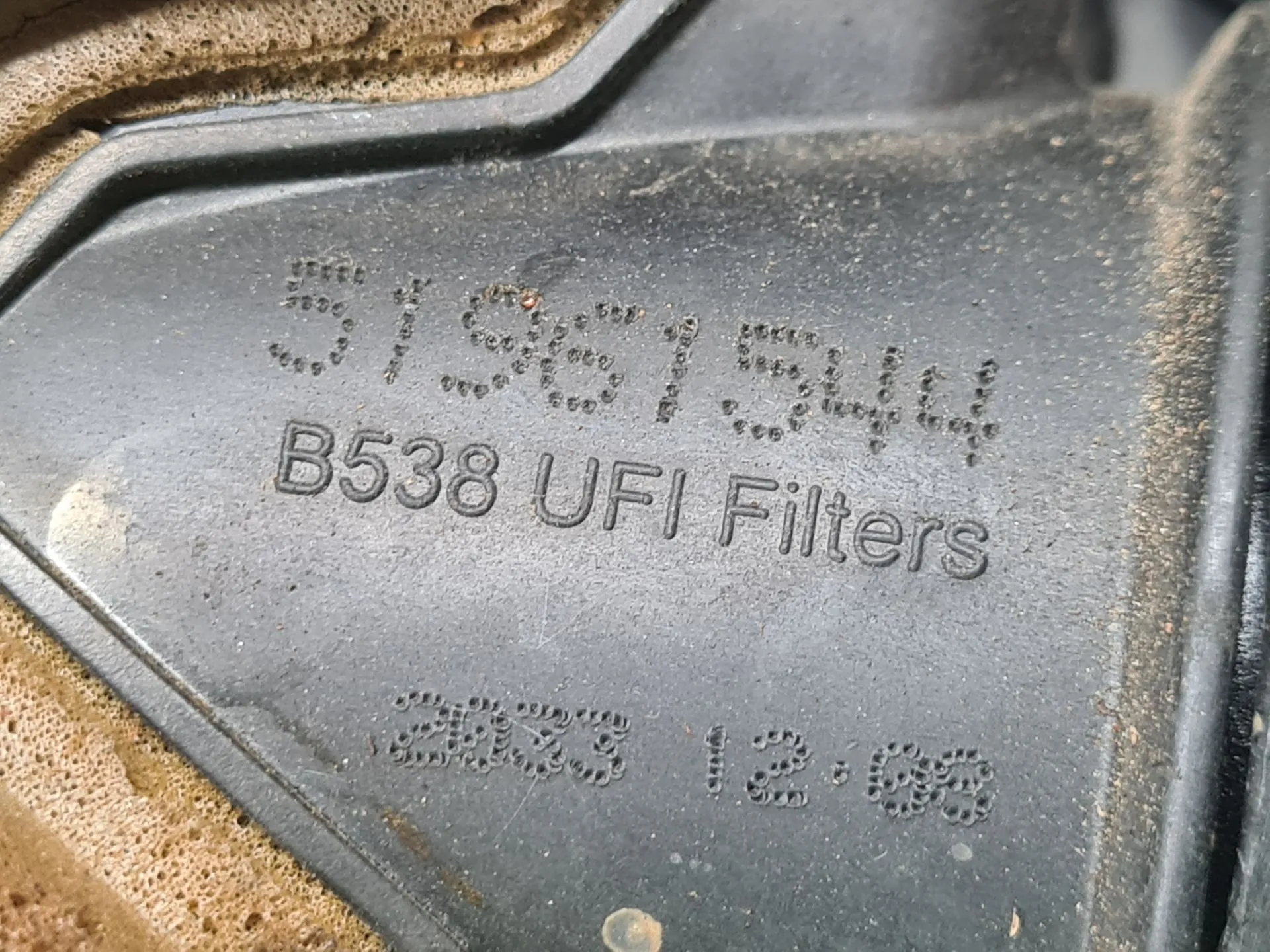 Air filter box FIAT 500L (351_, 352_)