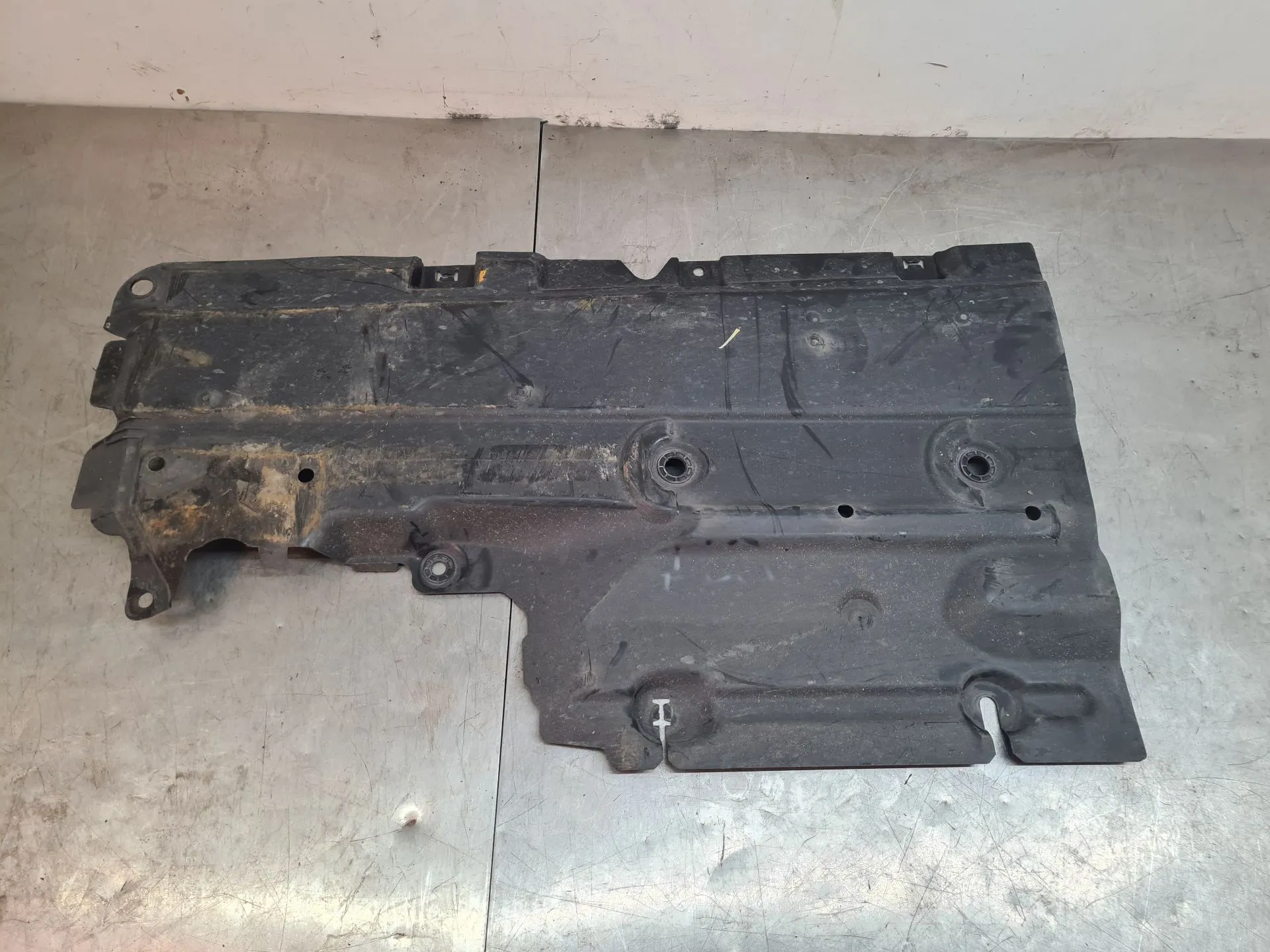 Underbody shielding DACIA Sandero III Imagem-1