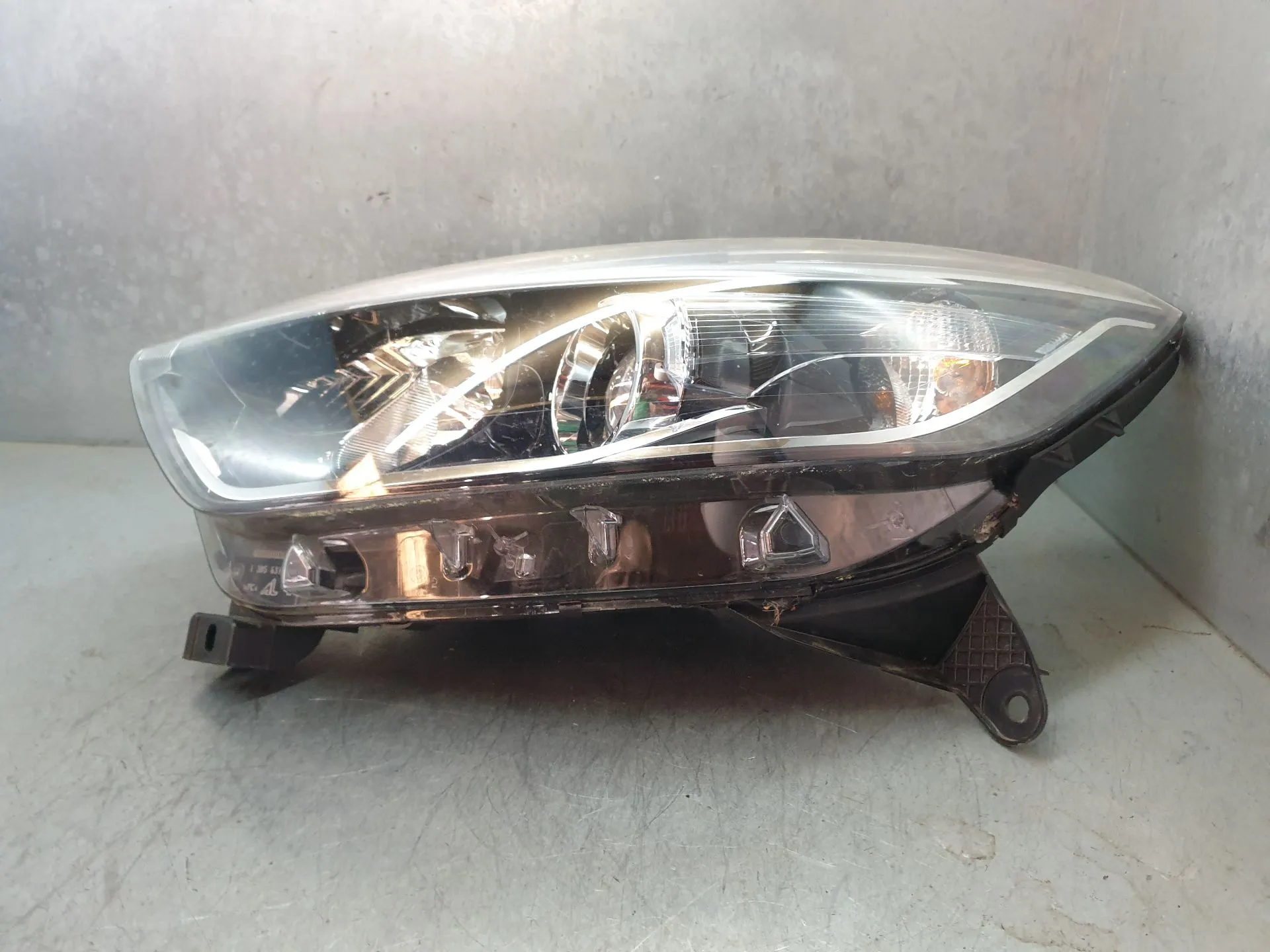 Faro anteriore sinistro RENAULT Captur (J5_) Imagem-1