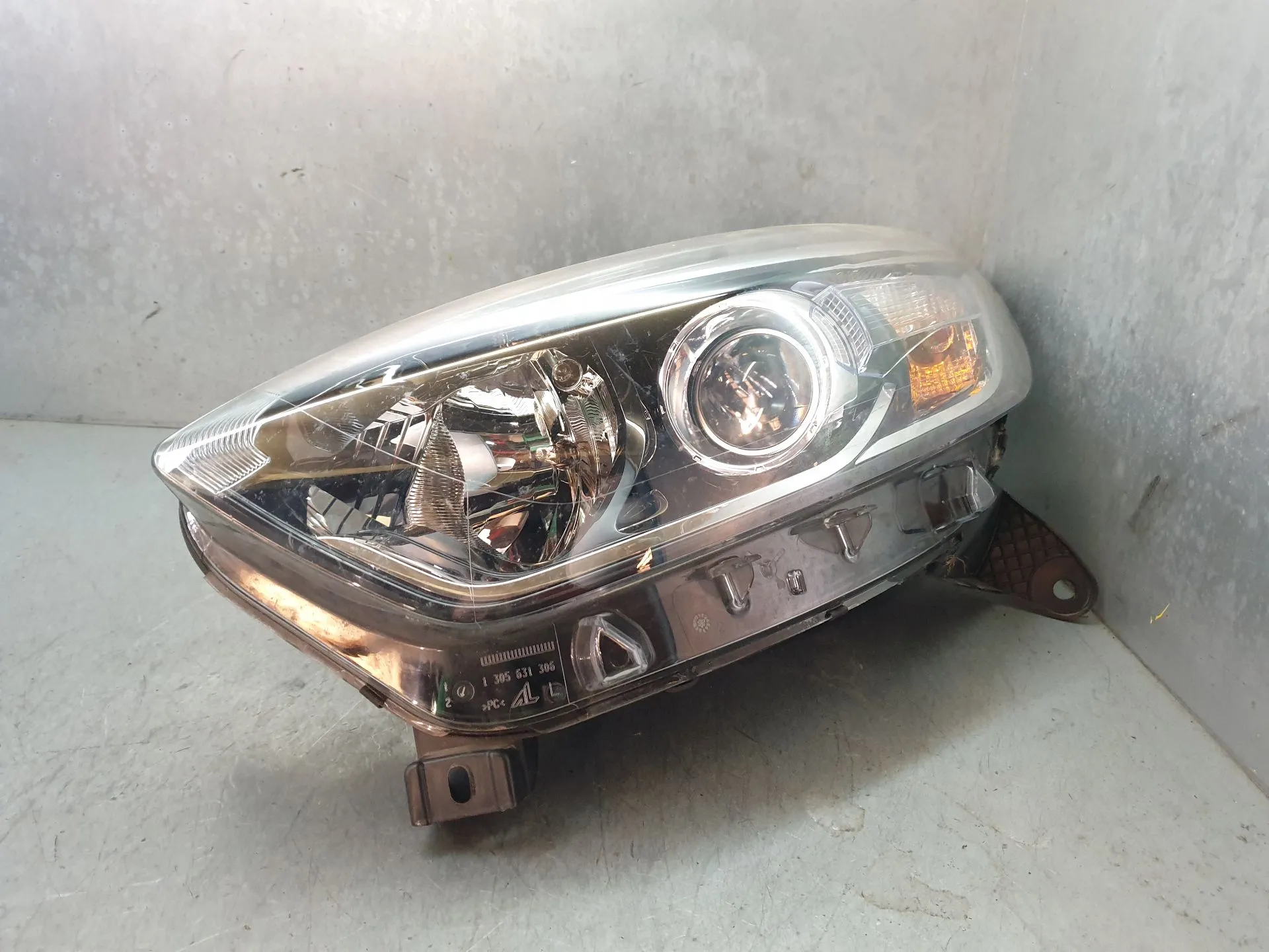 Phare avant gauche RENAULT Captur (J5_)